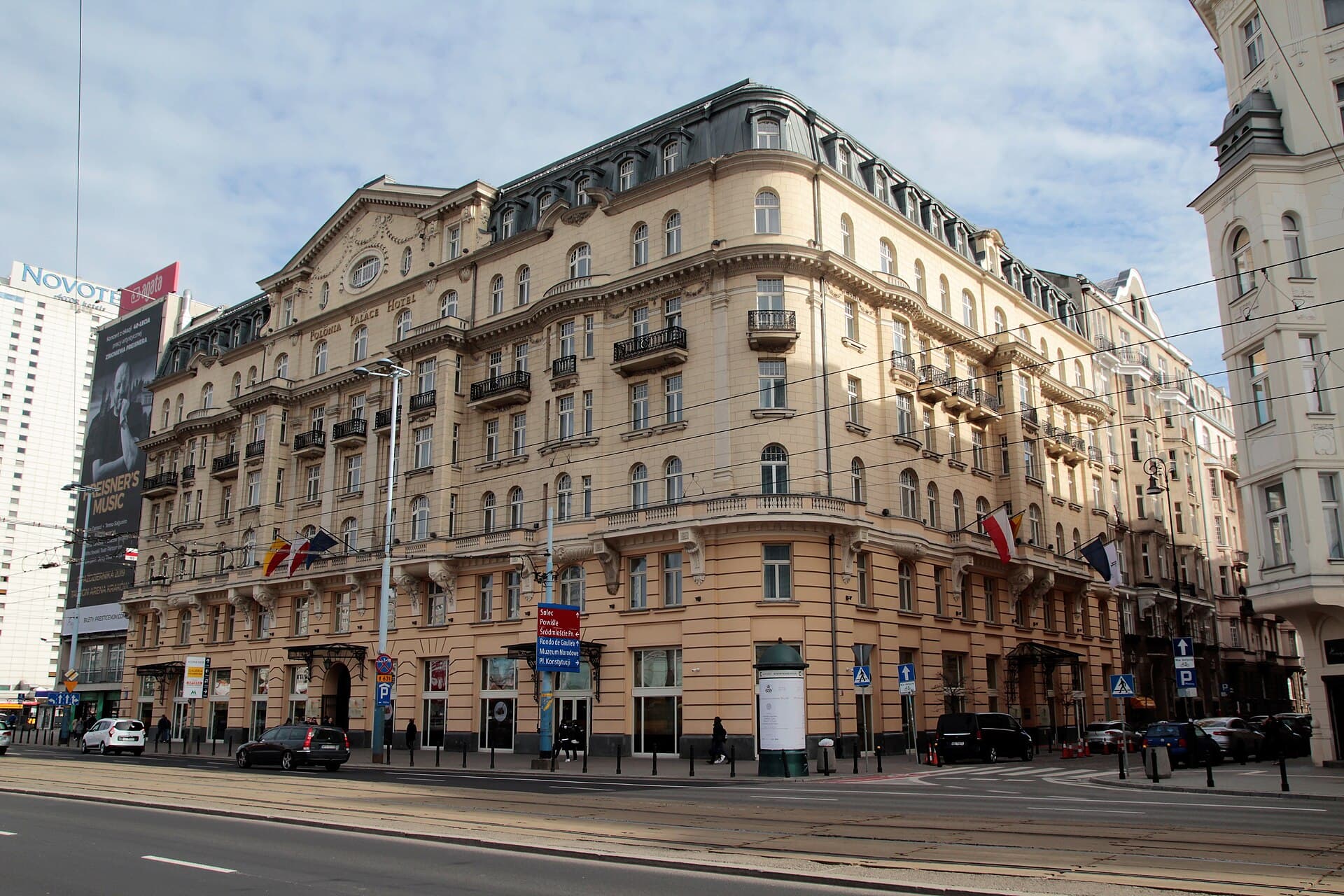 Hotel Polonia Palace (via Wikimedia Commons, CC BY-SA 4.0)