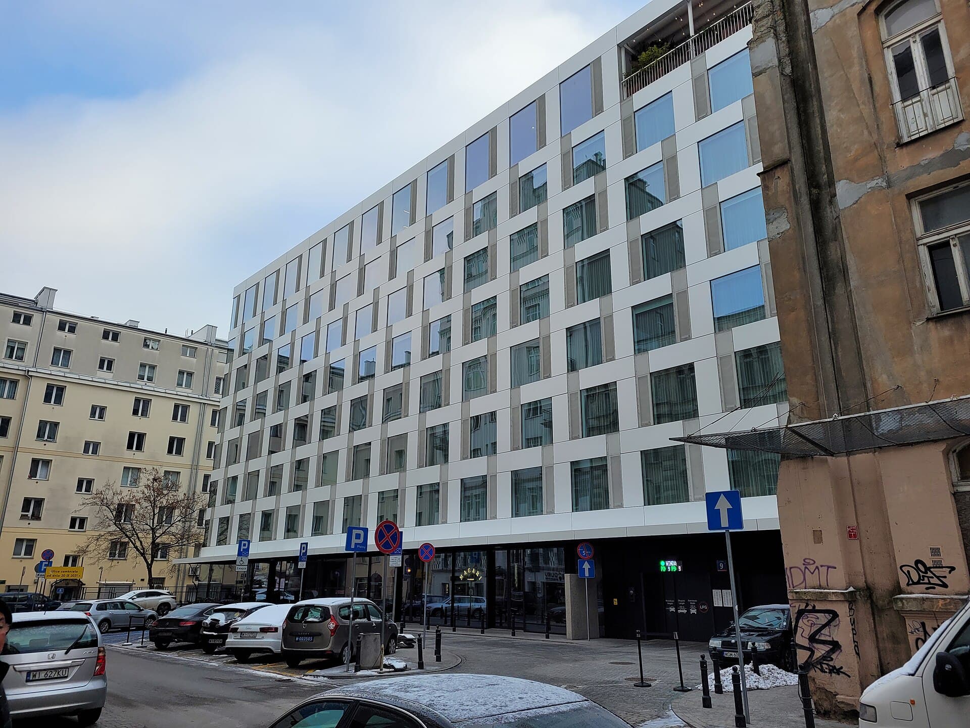 Puro Warszawa Centrum (via Wikimedia Commons, CC BY-SA 4.0)