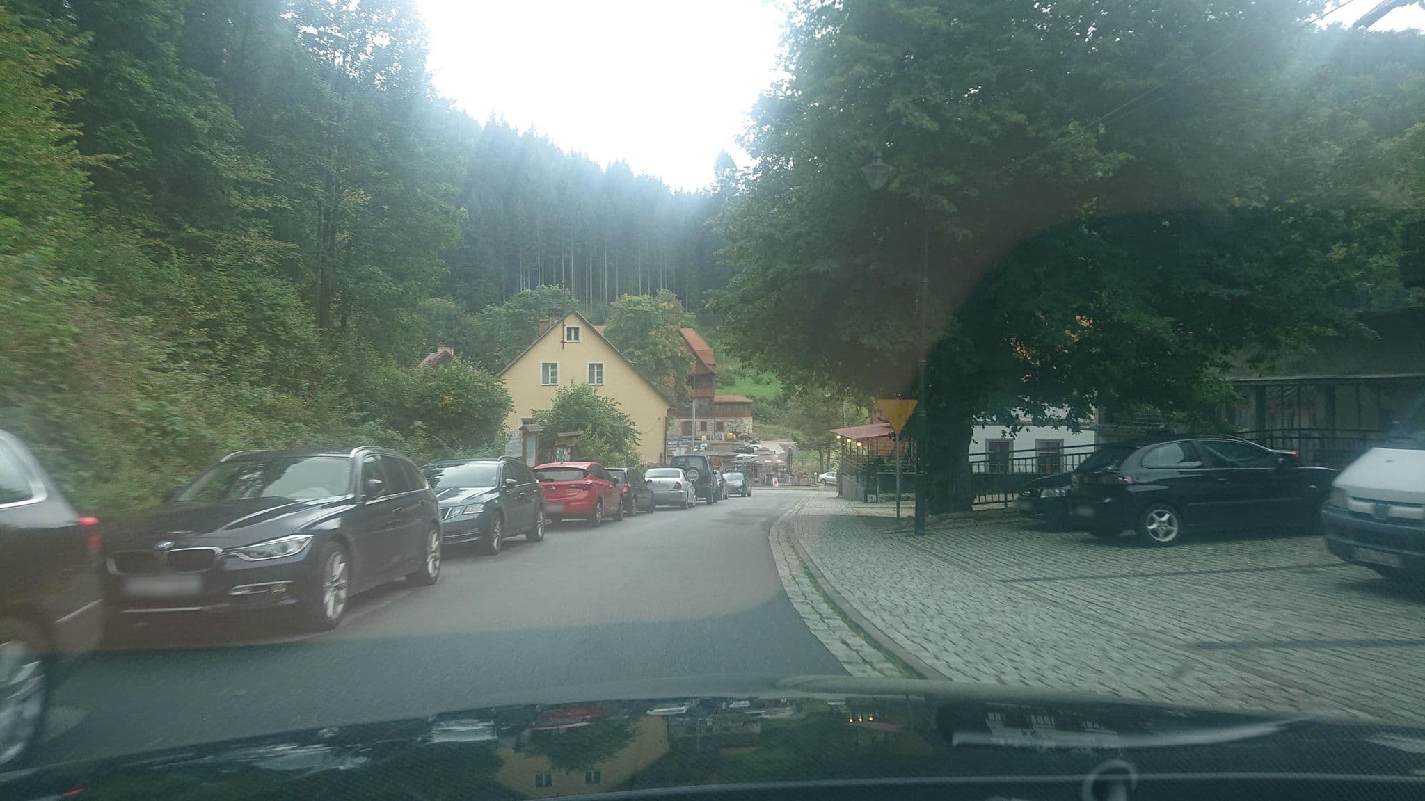 Street view near Ośrodek Wczasowy "Słoneczna", Stronie Śląskie — © and987 (CC BY-SA · Mapillary)