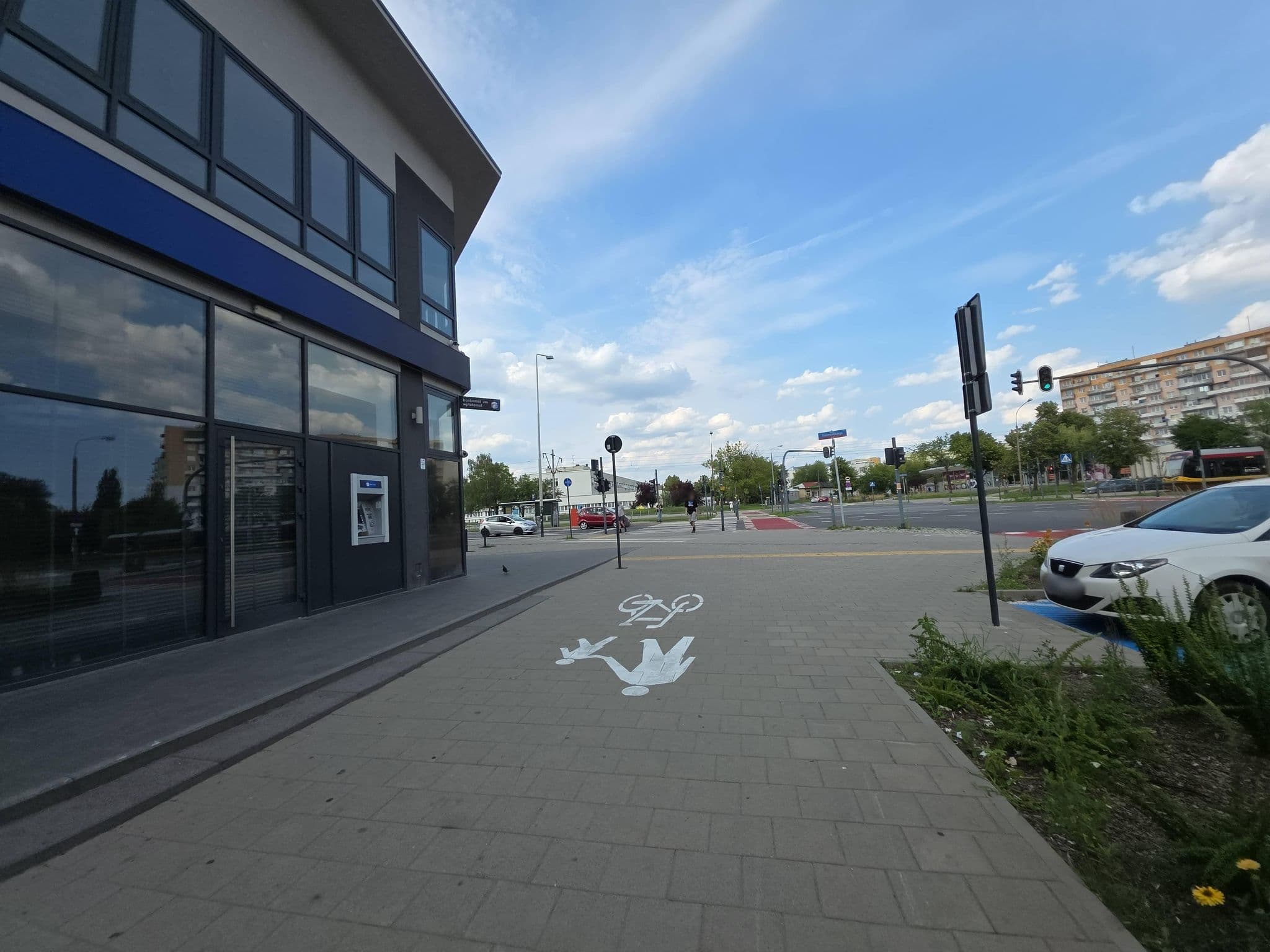 Street view near Hotel Alicja, Starowa Góra — © Rowerowa_Lodz (CC BY-SA · Mapillary)