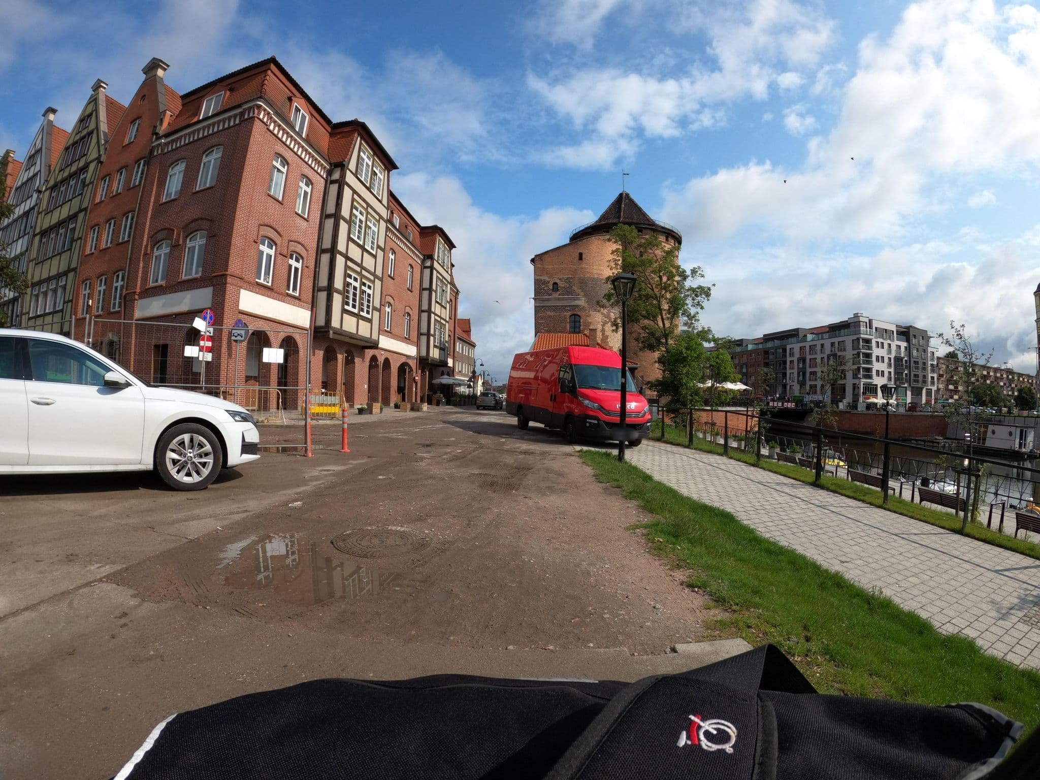 Street view near Forrest, Gdańsk — © masterofnoroad (CC BY-SA · Mapillary)
