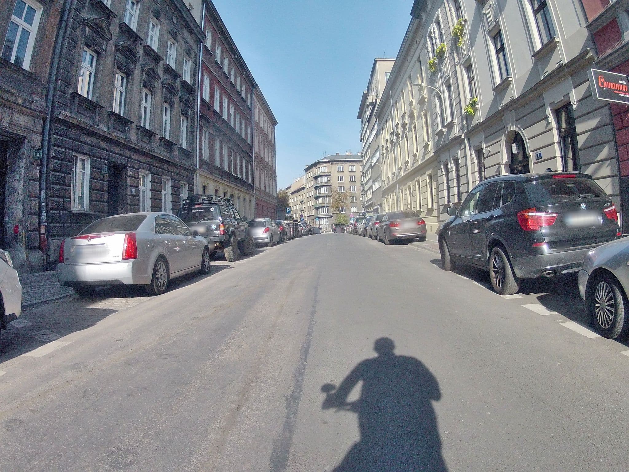 Street view near Cinnamon, Kraków — © ekeshkekesh (CC BY-SA · Mapillary)