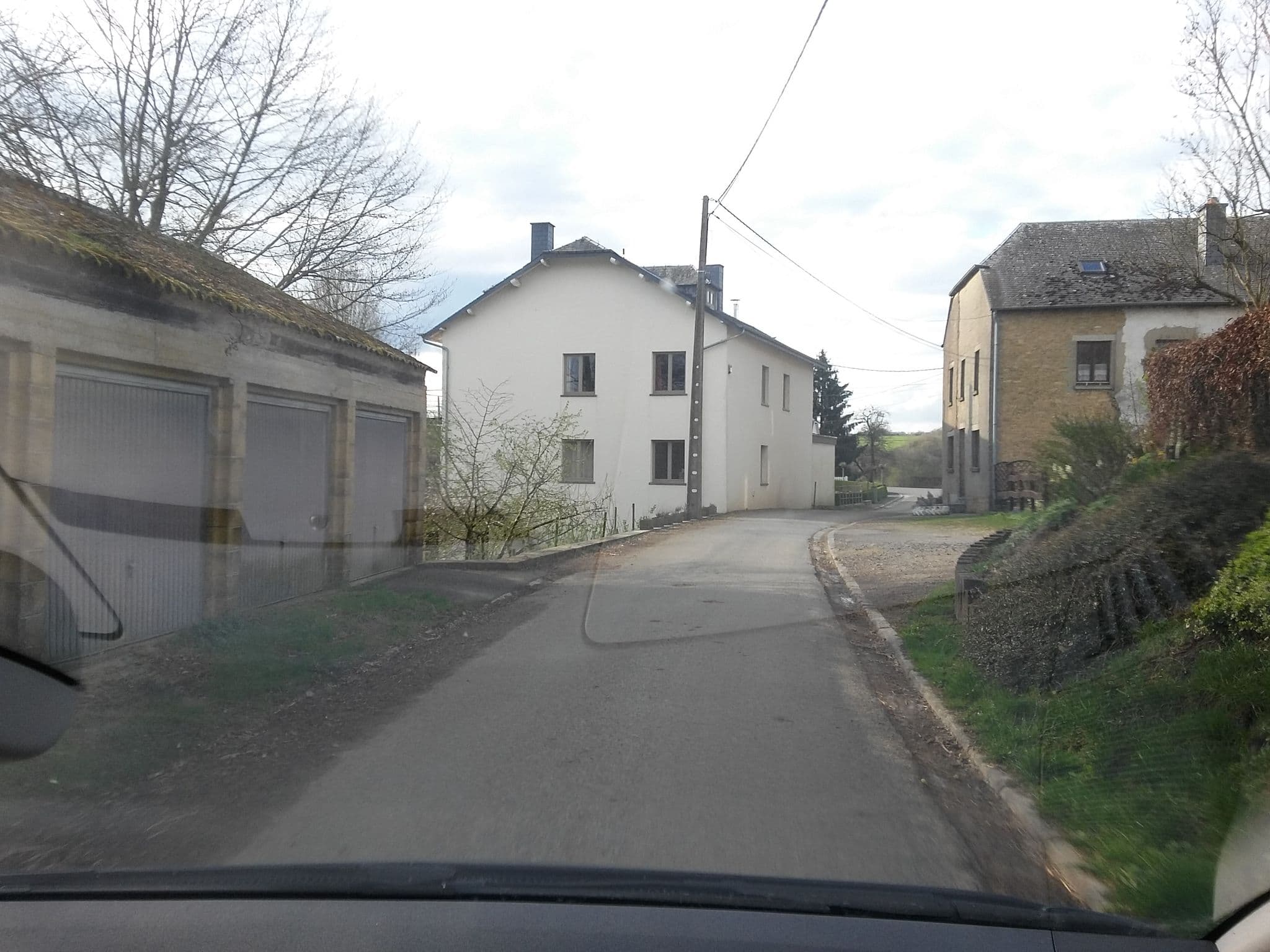 Street view near Le Vieux Moulin, Florenville — © foxandpotatoes (CC BY-SA · Mapillary)