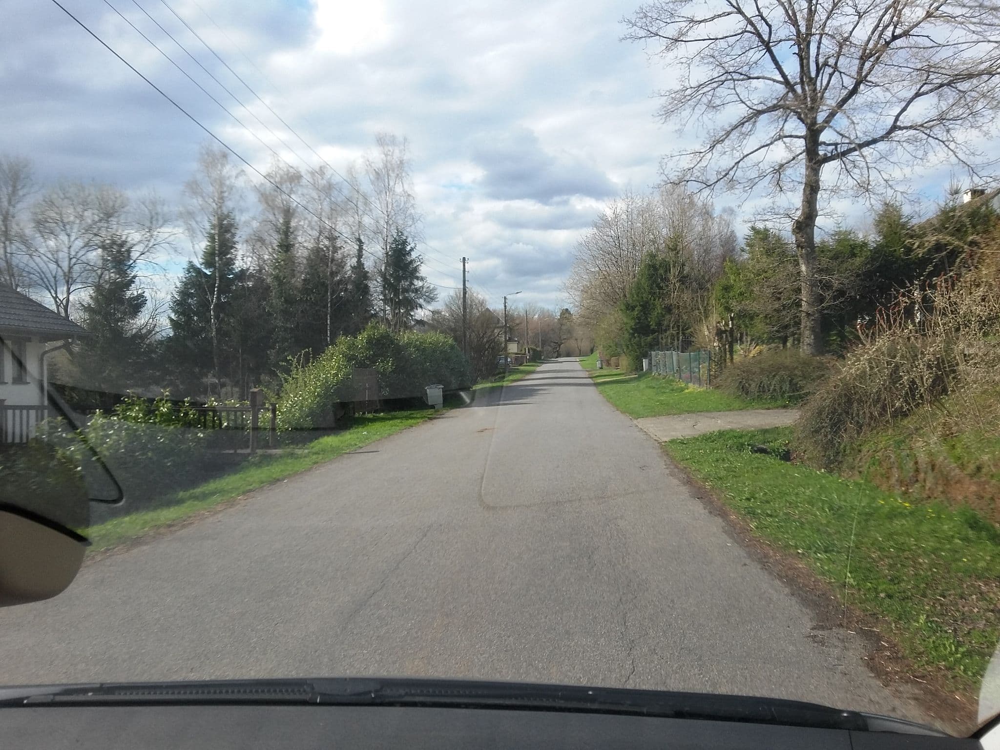 Street view near Les Vents d'Azy, Florenville — © foxandpotatoes (CC BY-SA · Mapillary)