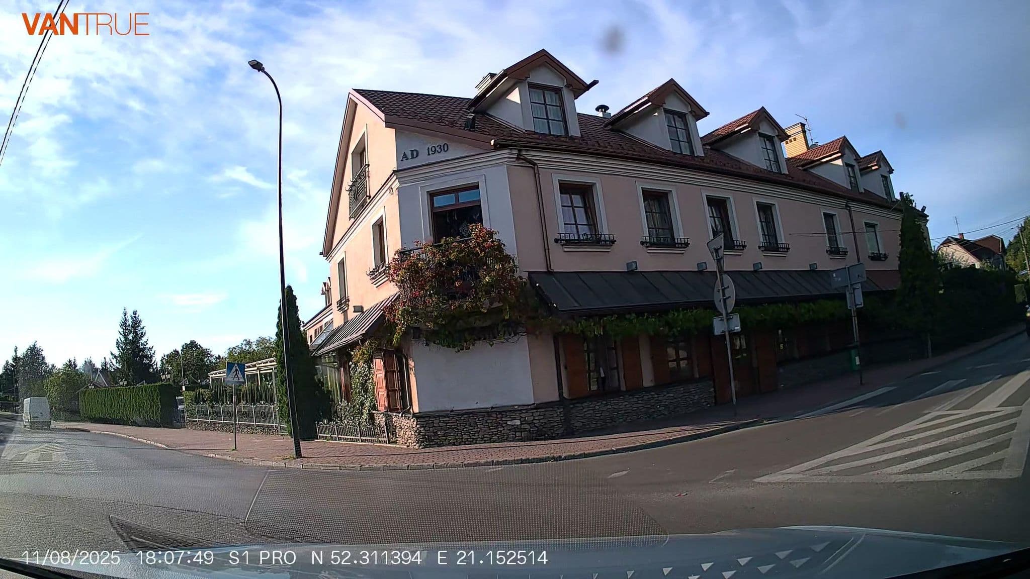 Street view near U Pietrzaków, Zielonka — © Driven2574 (CC BY-SA · Mapillary)