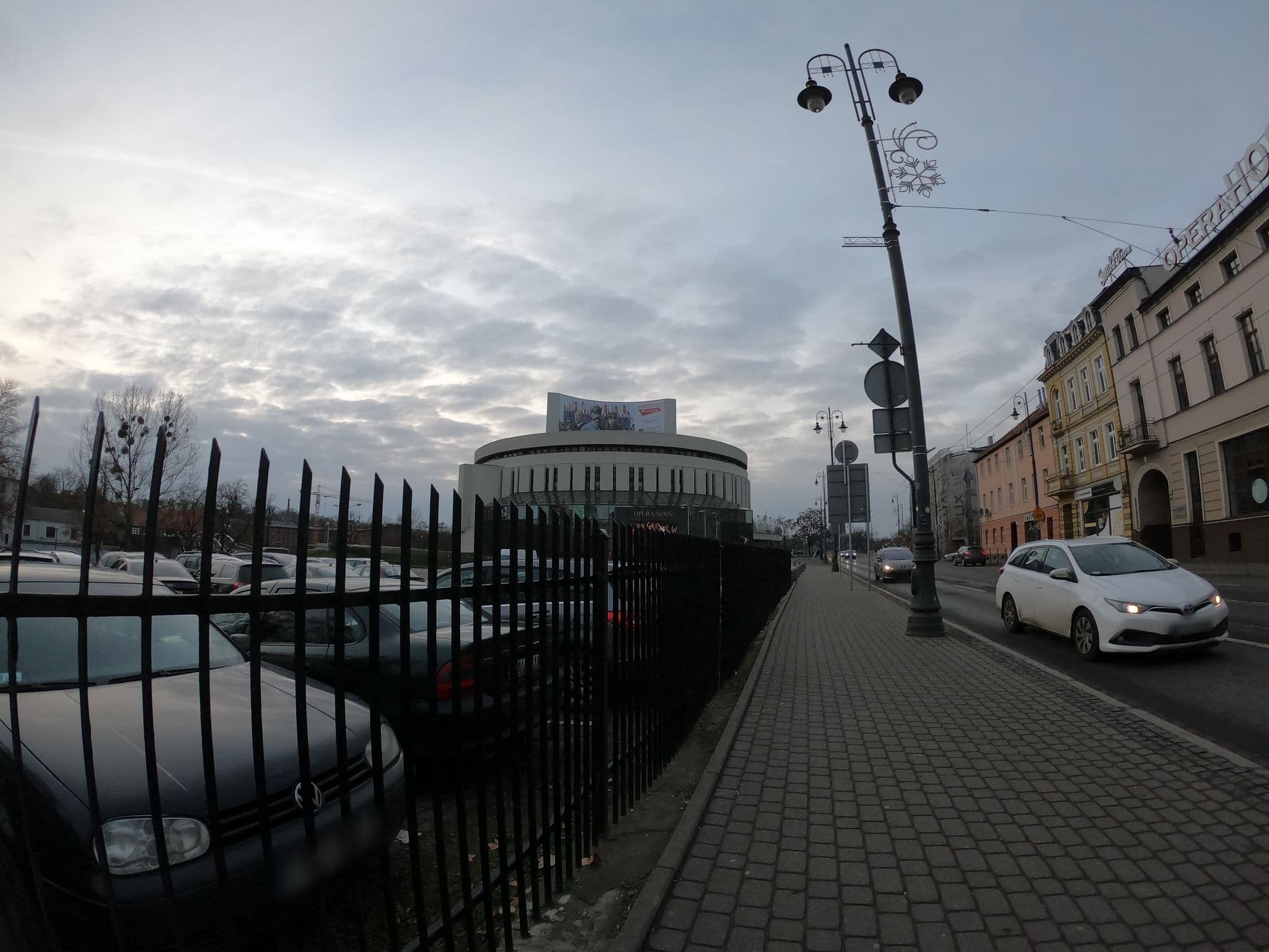 Street view near Opera Hostel, Bydgoszcz — © richlv (CC BY-SA · Mapillary)