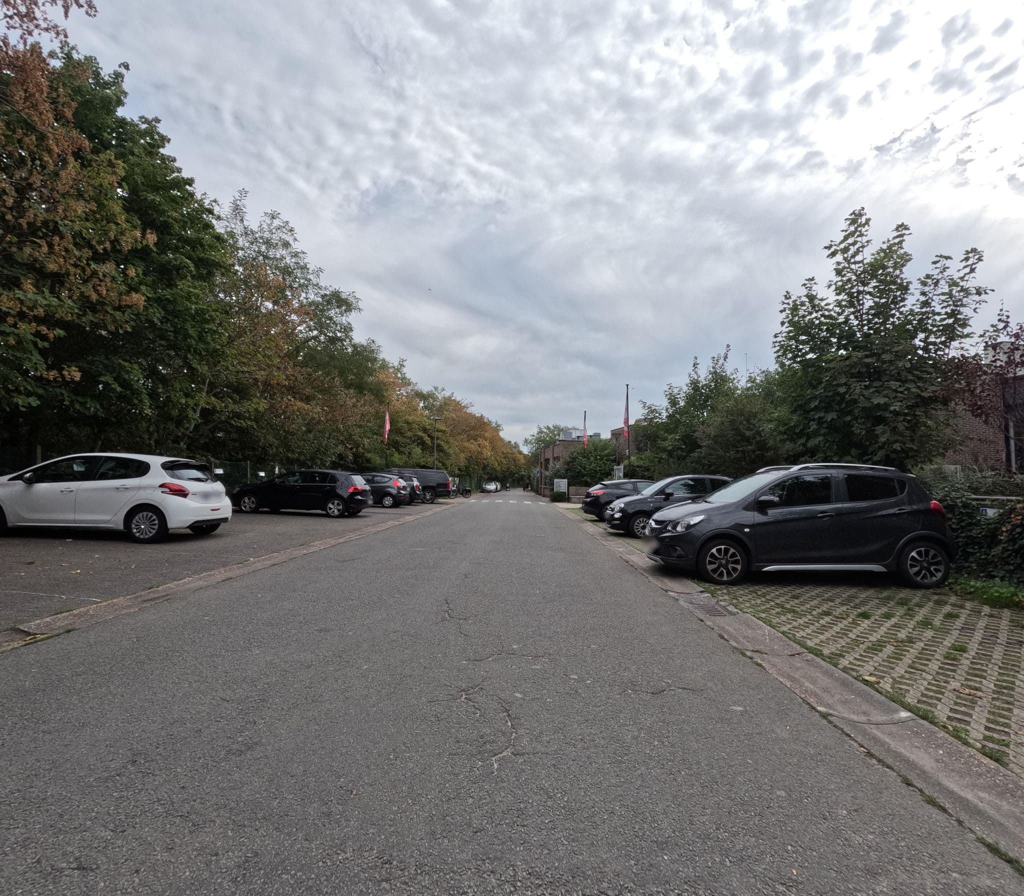 Street view near Floreal Nieuwpoort, Lombardsijde — © filipc (CC BY-SA · Mapillary)