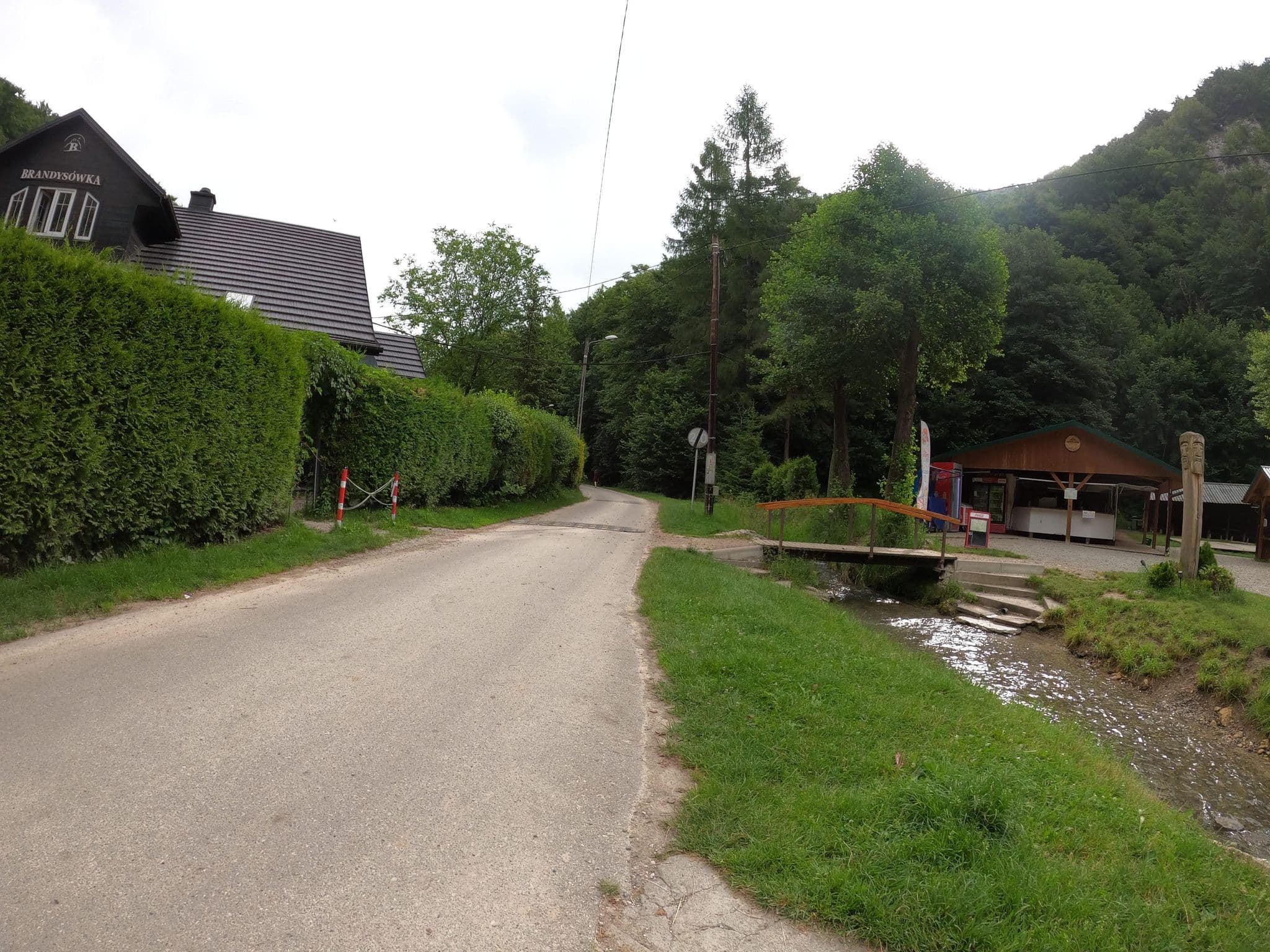 Street view near Schronisko Brandysówka, Bębło — © masterofnoroad (CC BY-SA · Mapillary)