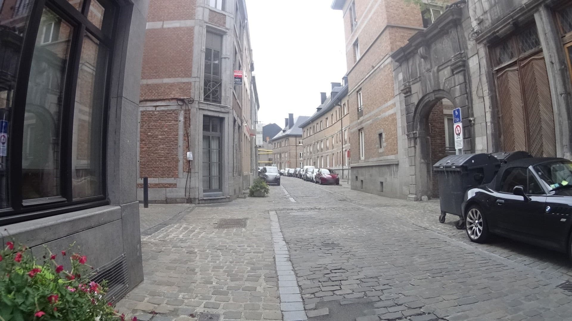Street view near La maison Rops, Namur — © ramap (CC BY-SA · Mapillary)