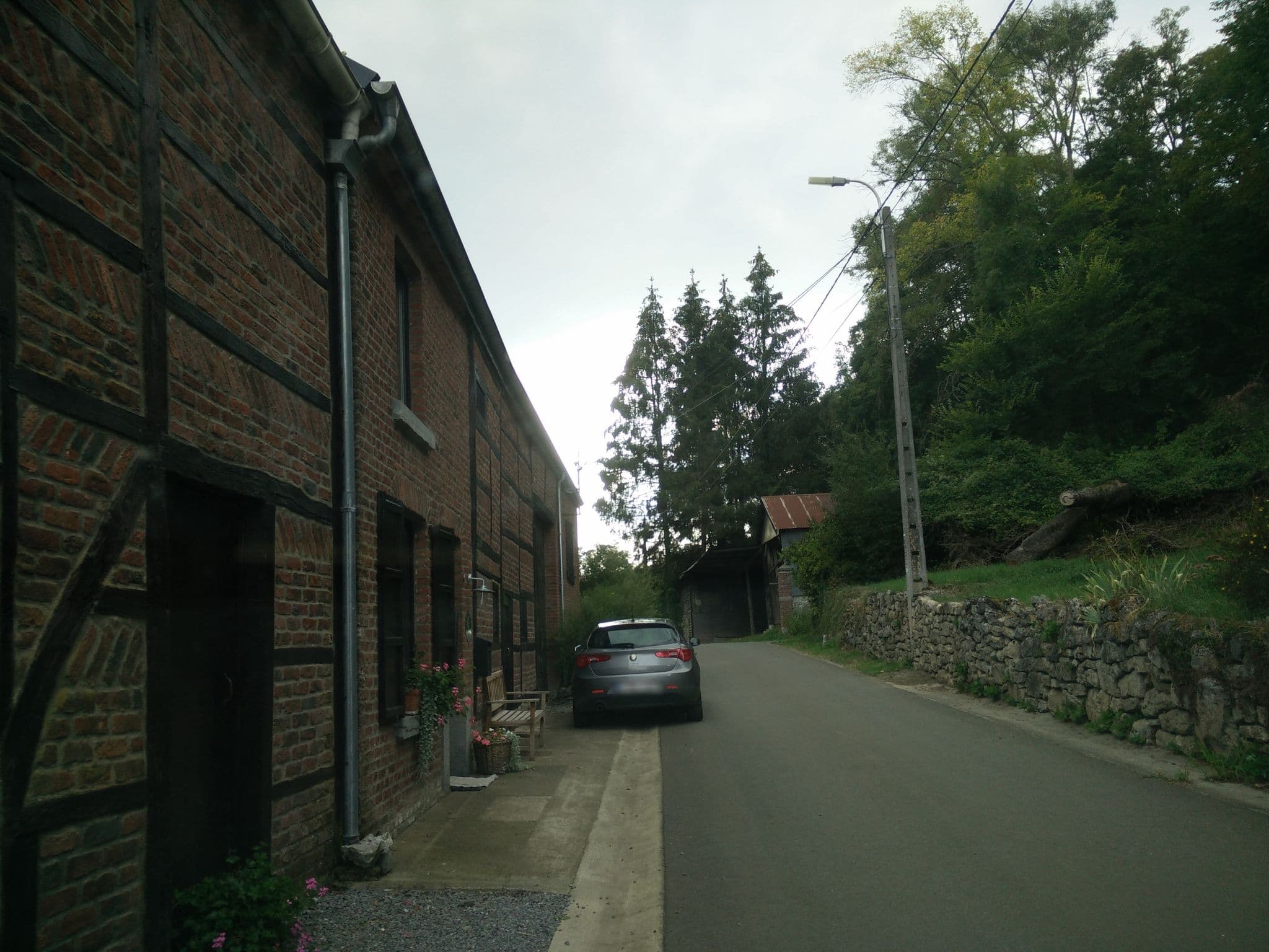 Street view near La ferme du Couchant, Pondrôme — © joostjakob (CC BY-SA · Mapillary)