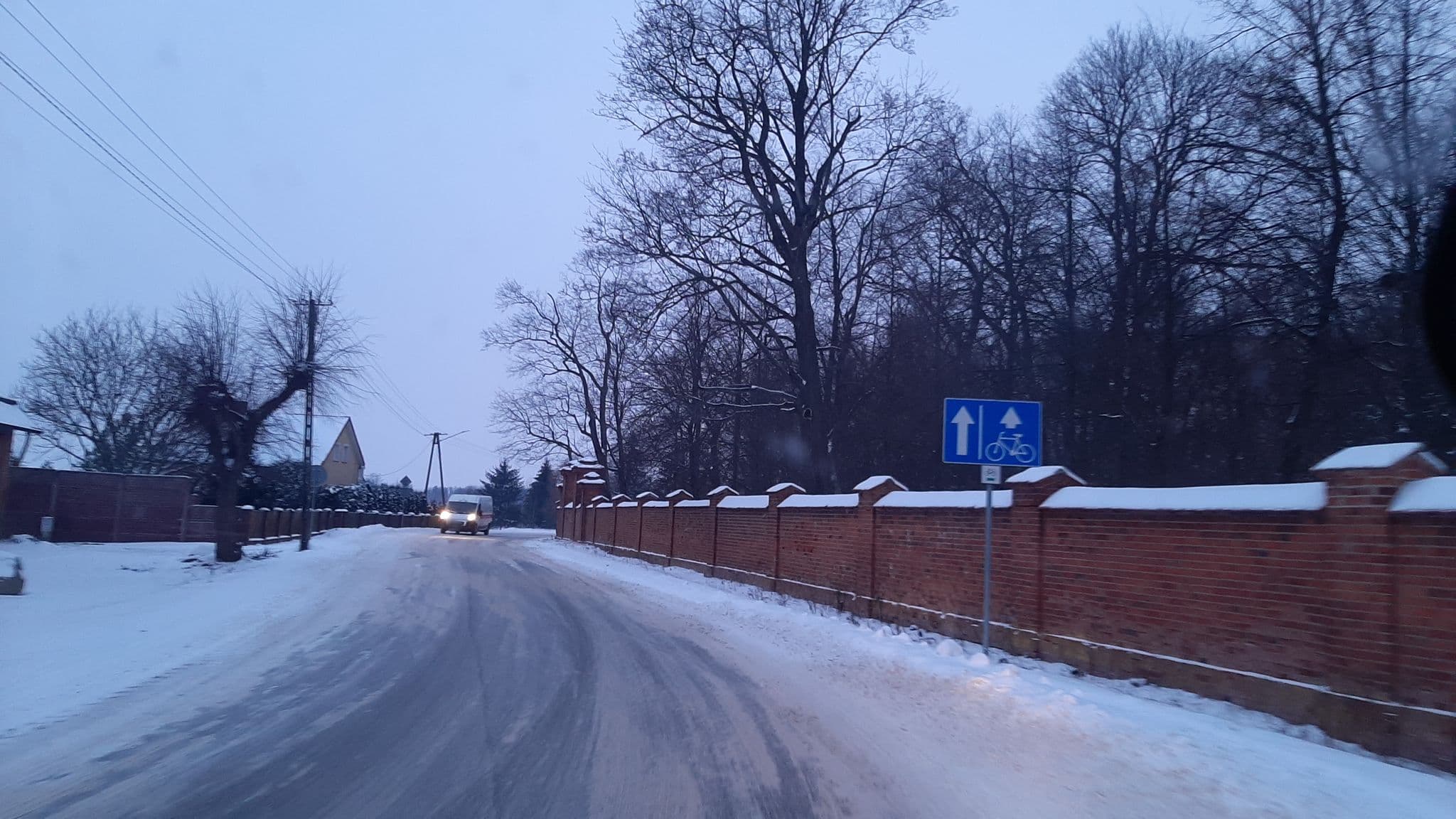 Street view near Gościniec Kozłowiecki, Kamionka — © GiulianoMarcocelli (CC BY-SA · Mapillary)