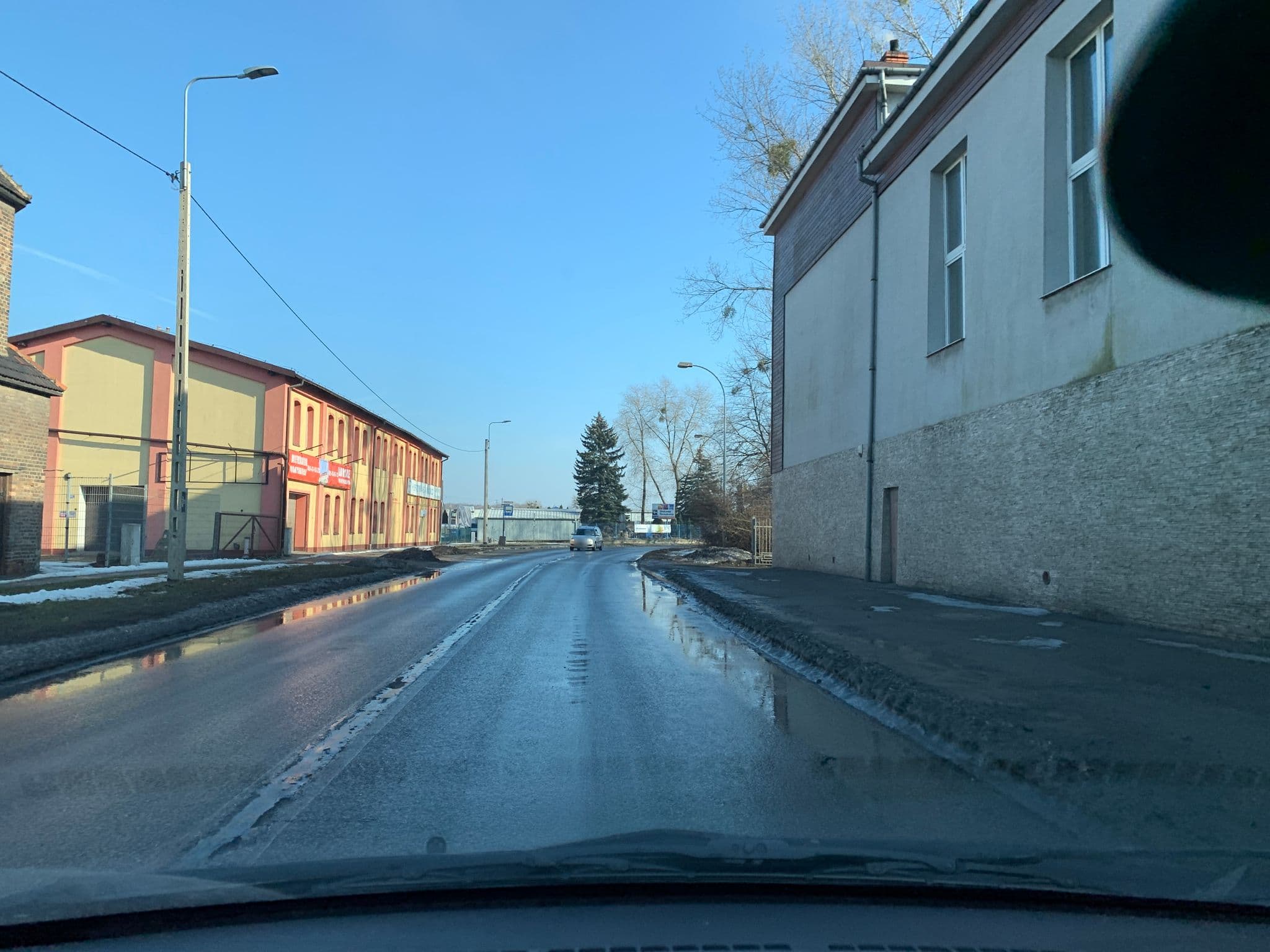 Street view near Zajazd Karlik, Piekary Śląskie — © zvid (CC BY-SA · Mapillary)