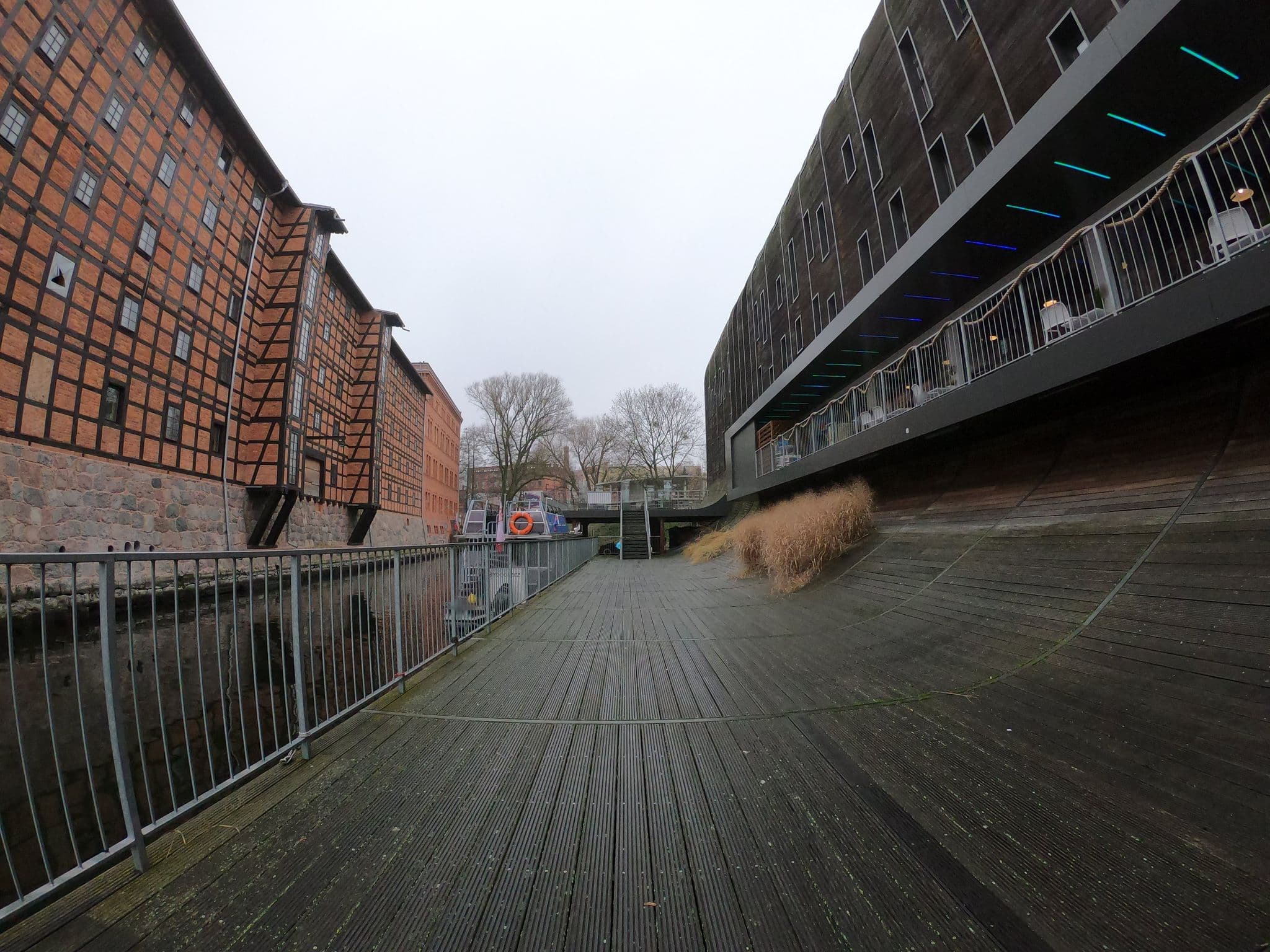 Street view near Przystań, Bydgoszcz — © richlv (CC BY-SA · Mapillary)