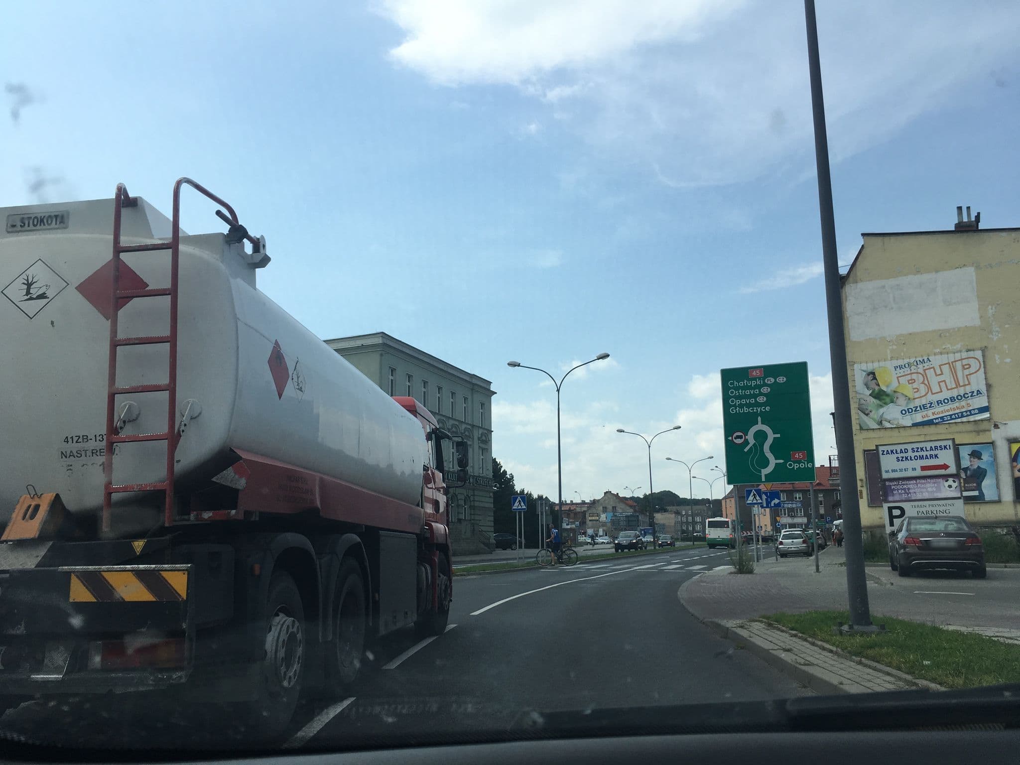 Street view near Zajazd Biskupi, Racibórz — © szurek (CC BY-SA · Mapillary)