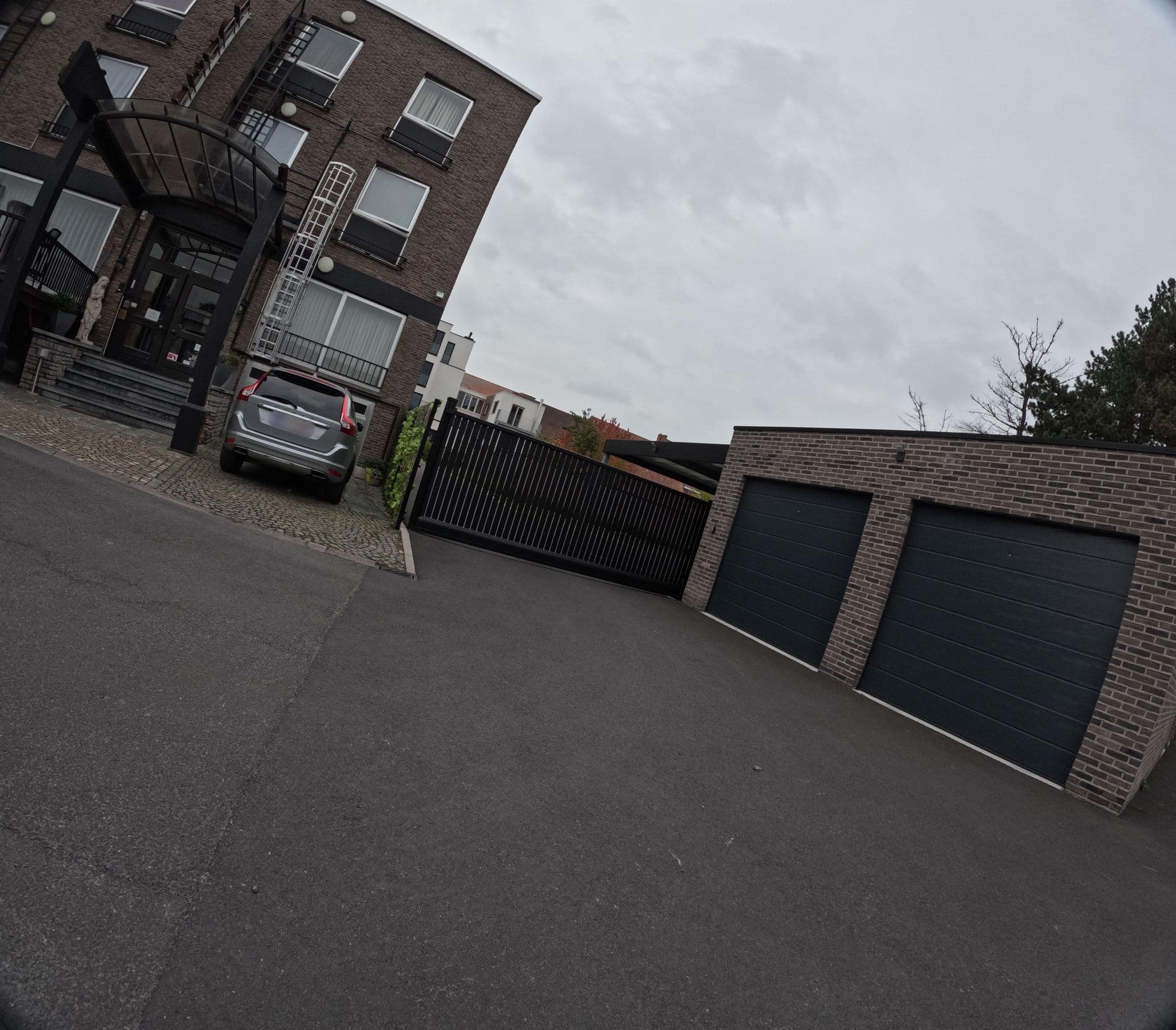 Street view near Hotel Ambassade, Waregem — © filipc (CC BY-SA · Mapillary)