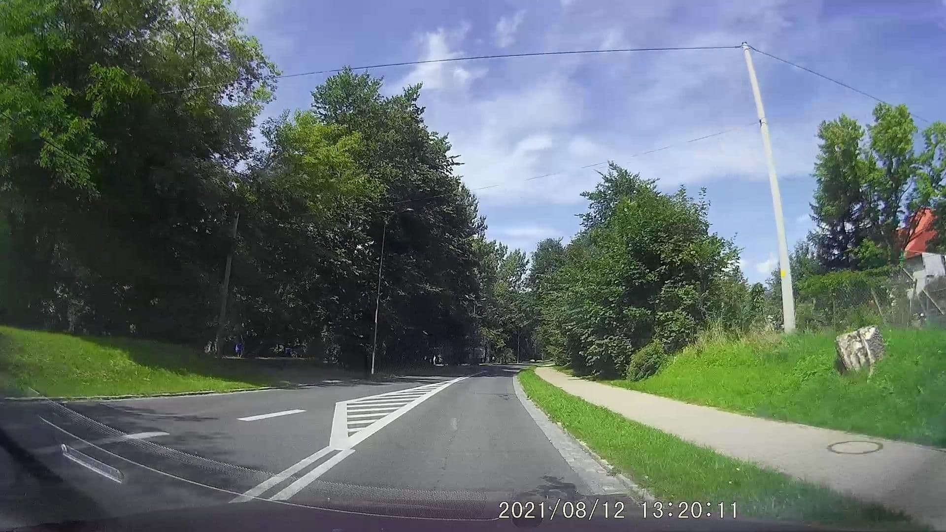 Street view near Apartamenty u Bodzia, Stronie Śląskie — © dasza (CC BY-SA · Mapillary)