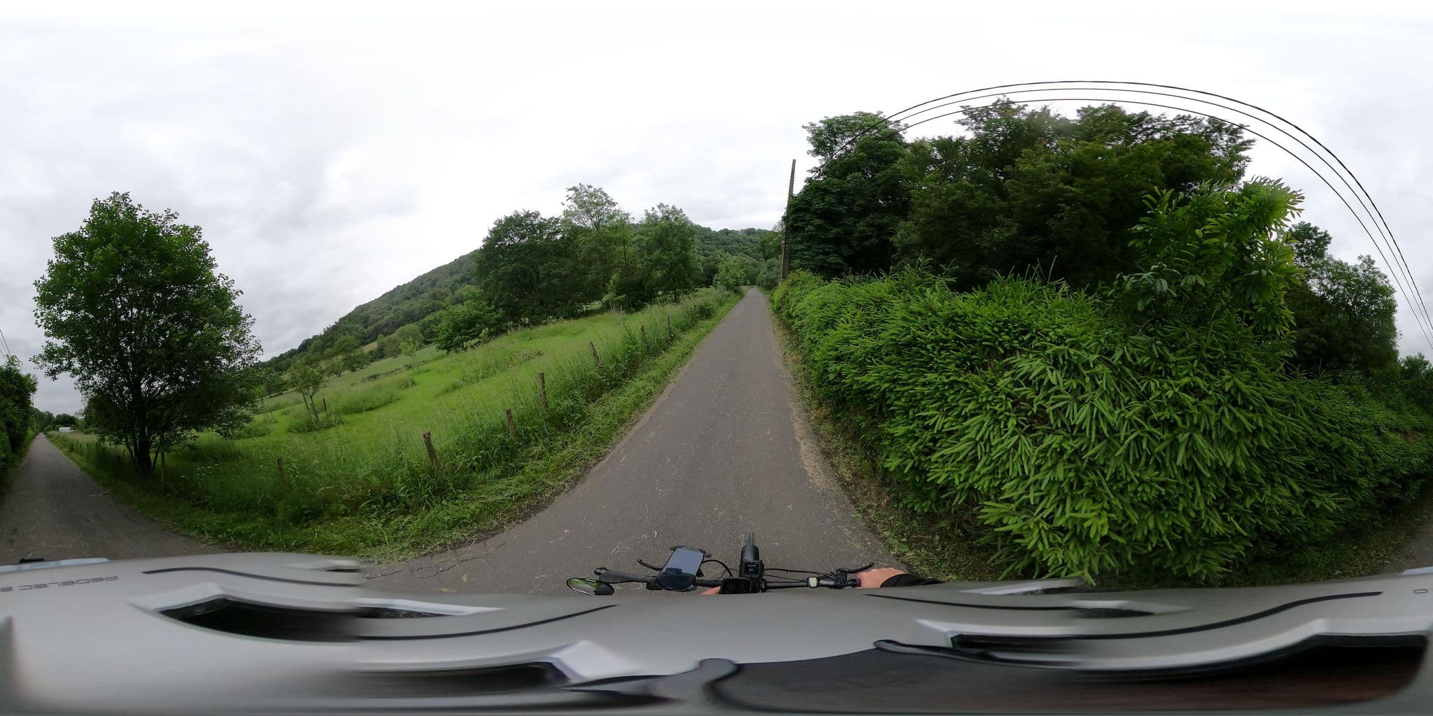 Street view near Le bonheur au bout du pré, Esneux — © pierreserpe (CC BY-SA · Mapillary)