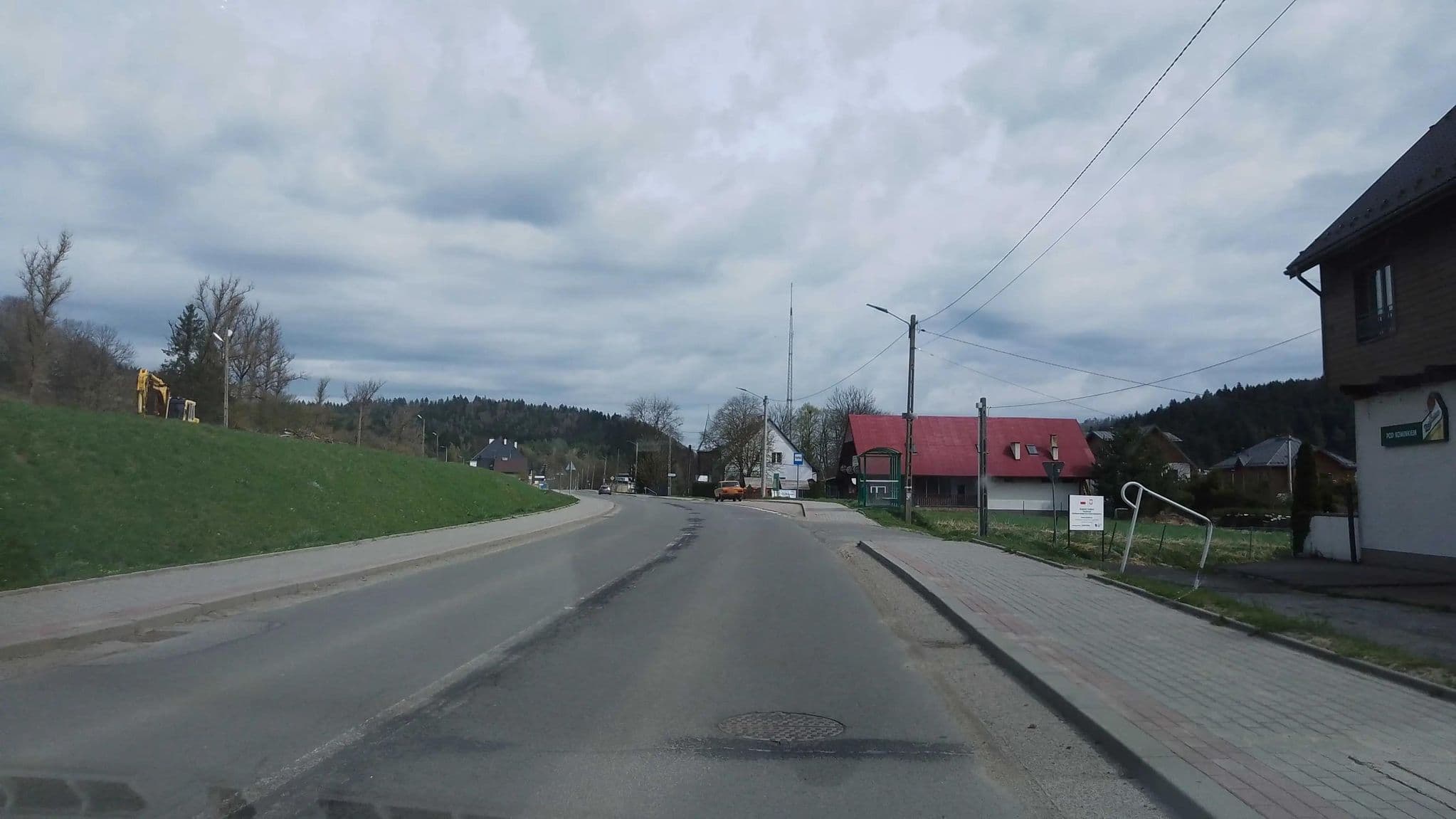 Street view near Pod Kominkiem, Rzepedź — © czecko (CC BY-SA · Mapillary)