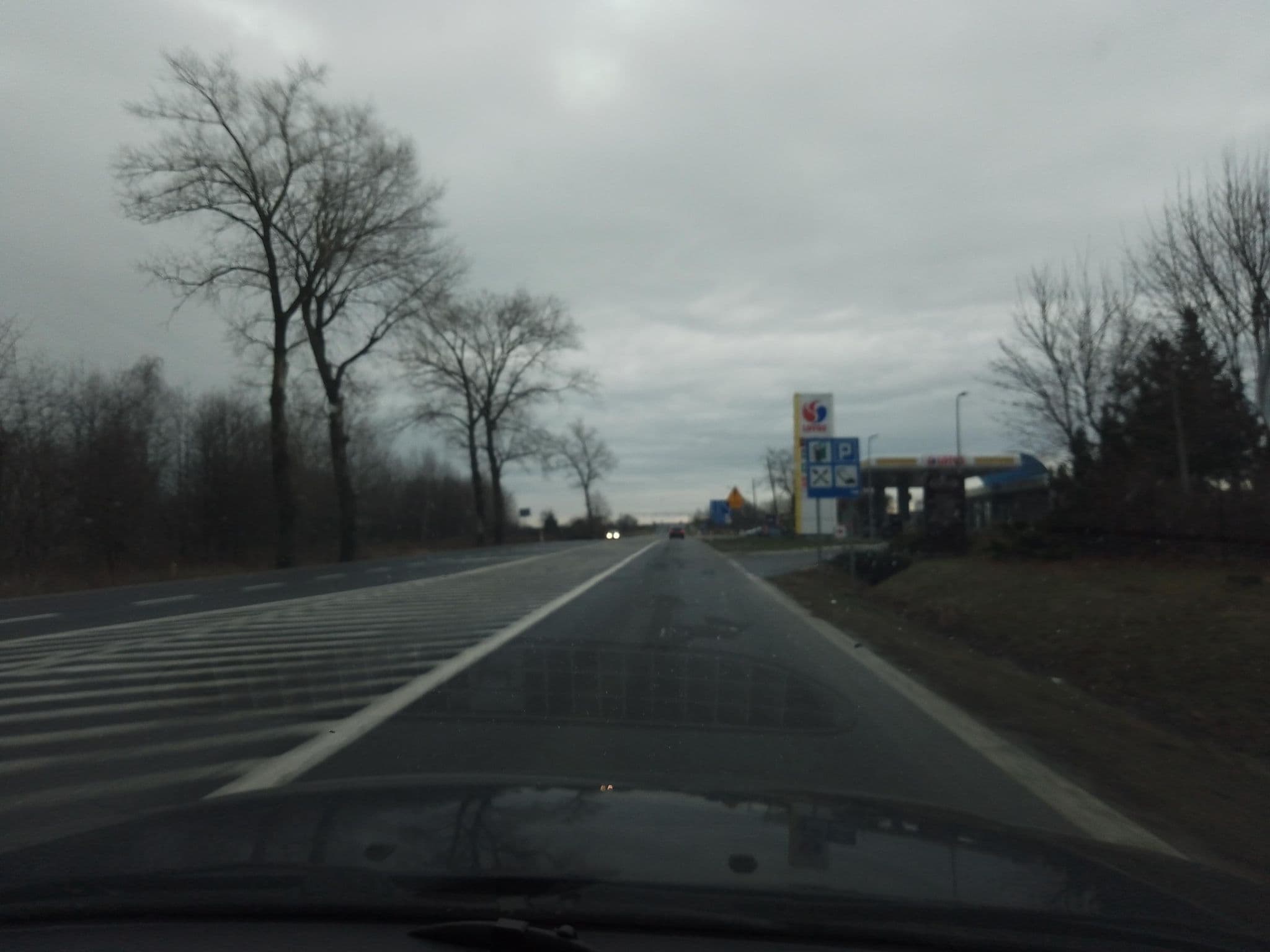 Street view near Hotel LELIWA, Rozbórz — © czecko (CC BY-SA · Mapillary)