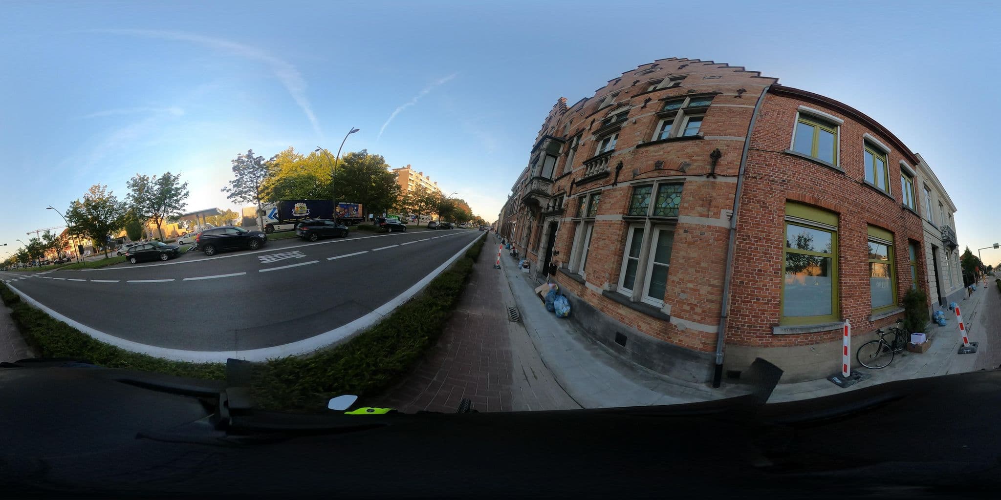 Street view near Guesthouse 133, Sint-Michiels — © wvirv (CC BY-SA · Mapillary)