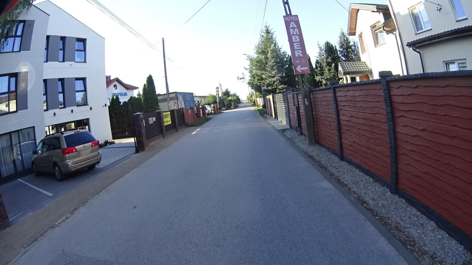 Street view near Hotel Amber, Nowe Grocholice — © awizonosz (CC BY-SA · Mapillary)