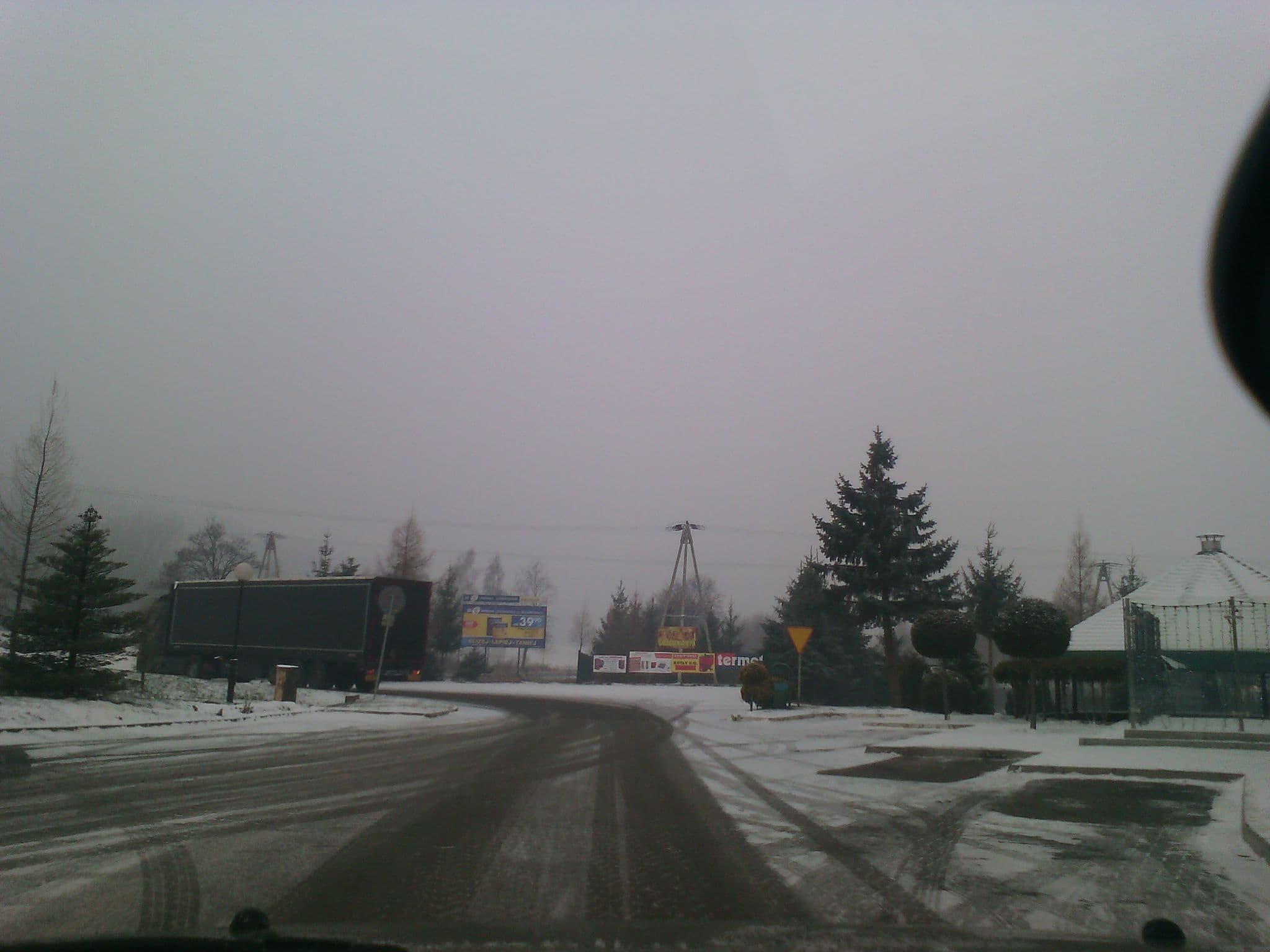 Street view near Księżyc, Świebodzice — © domiss (CC BY-SA · Mapillary)