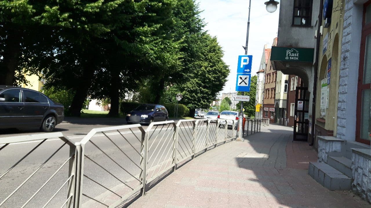 Street view near Hotel Warmia, Braniewo — © changchun1 (CC BY-SA · Mapillary)