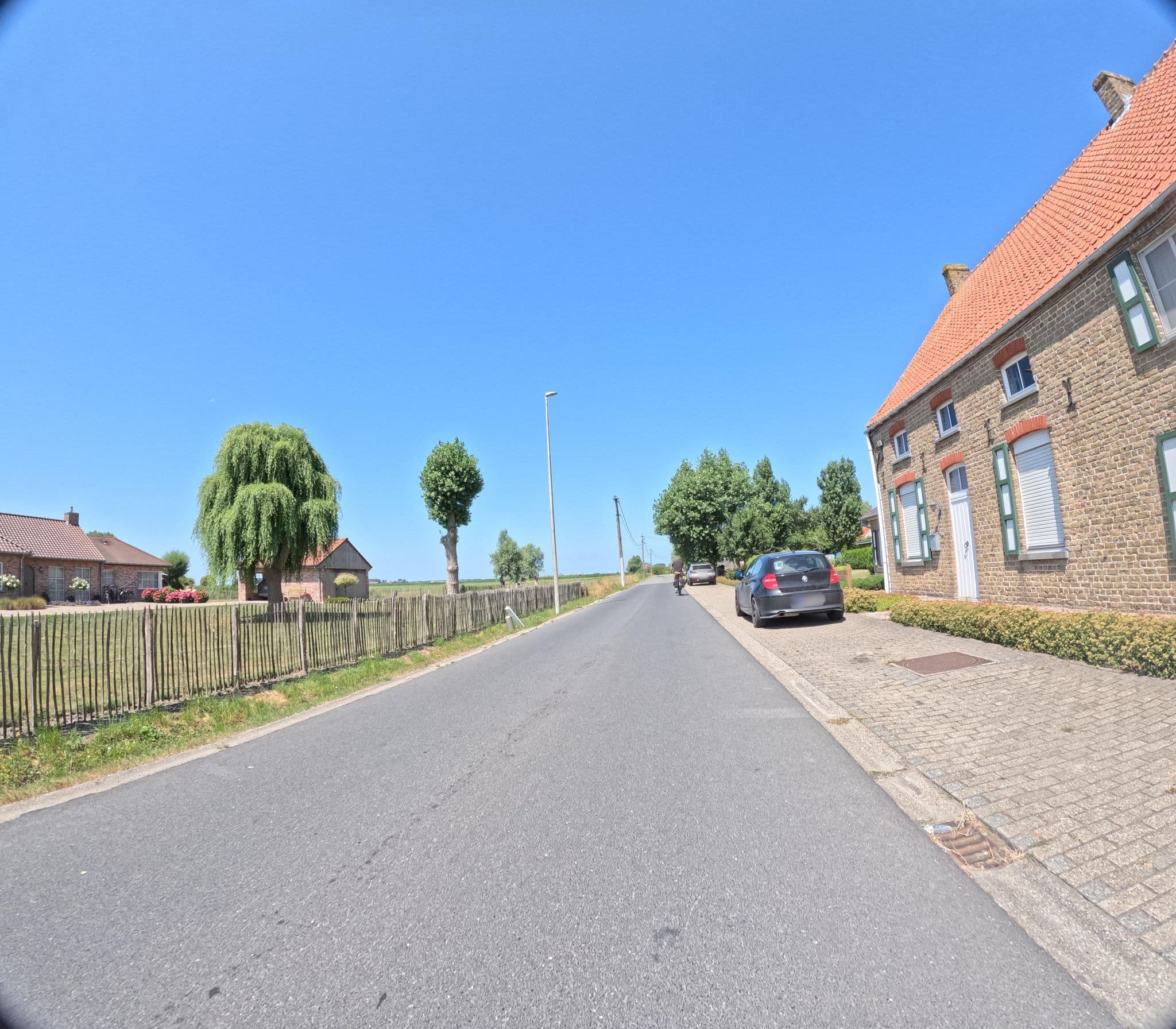 Street view near De vlierbloesem, Zuienkerke — © filipc (CC BY-SA · Mapillary)