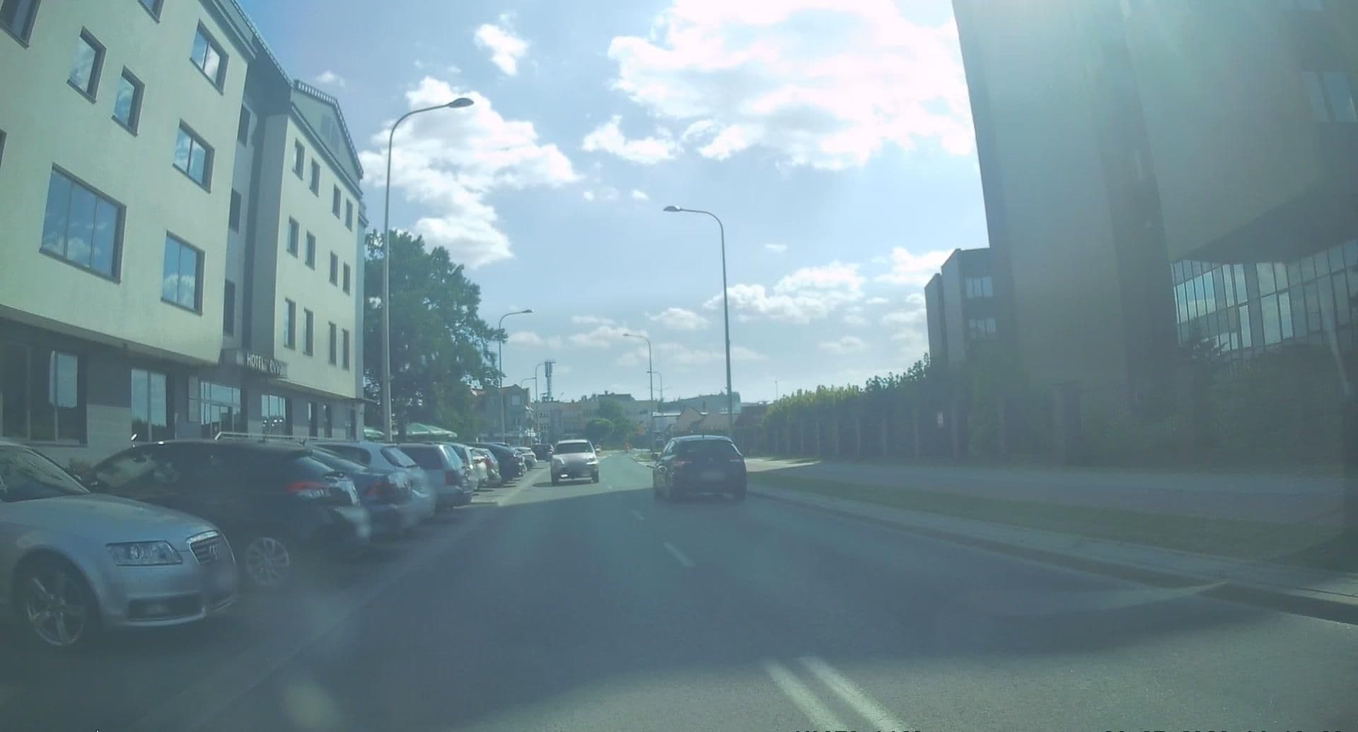 Street view near Hotel Evva, Tarnobrzeg — © edc22 (CC BY-SA · Mapillary)