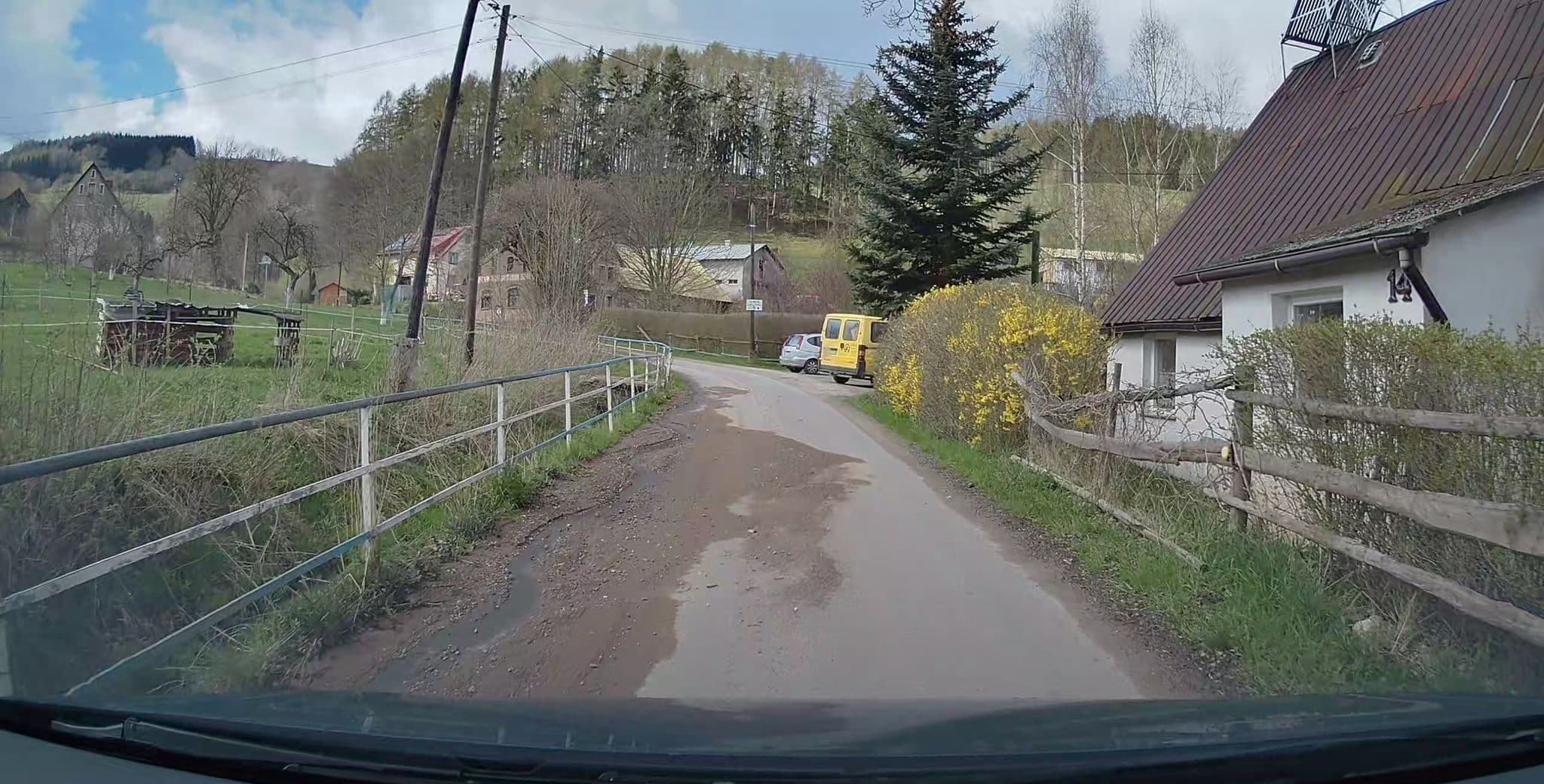 Street view near Rancho Stokrotka, Lewin Kłodzki — © gpsmapper (CC BY-SA · Mapillary)