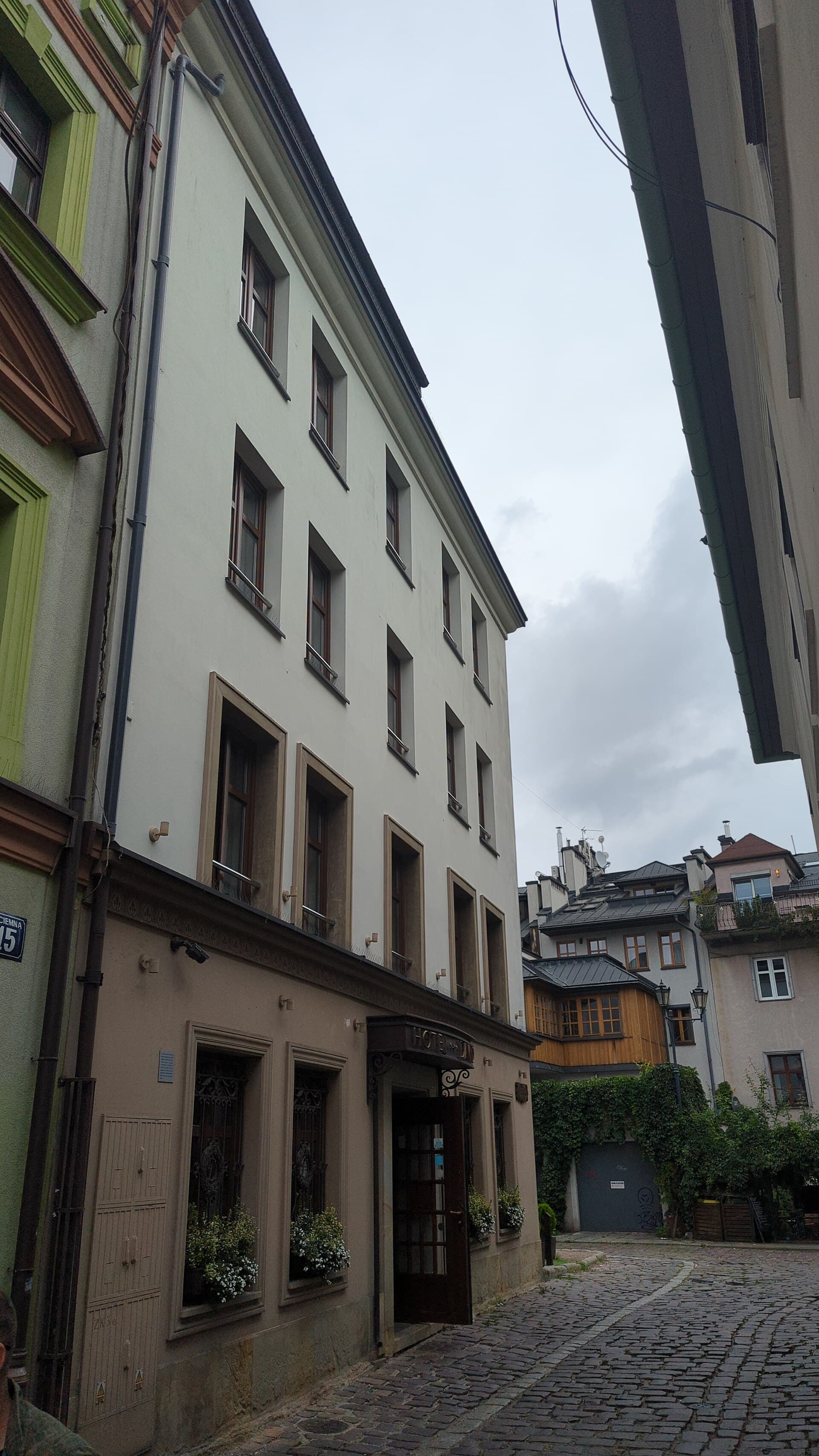 David Boutique Hotel (via Wikimedia Commons, CC BY-SA 4.0)