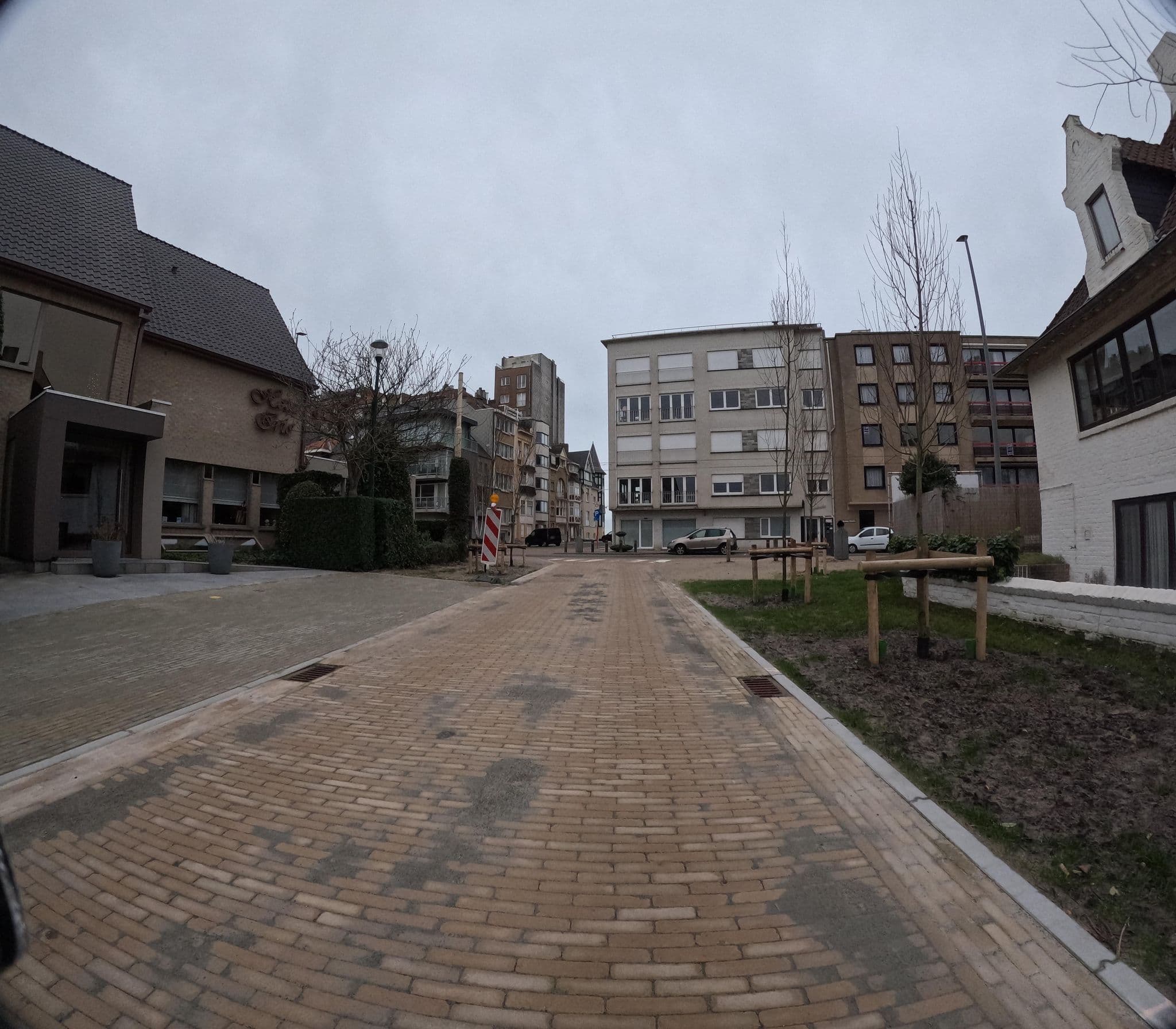 Street view near Iris, De Panne — © filipc (CC BY-SA · Mapillary)