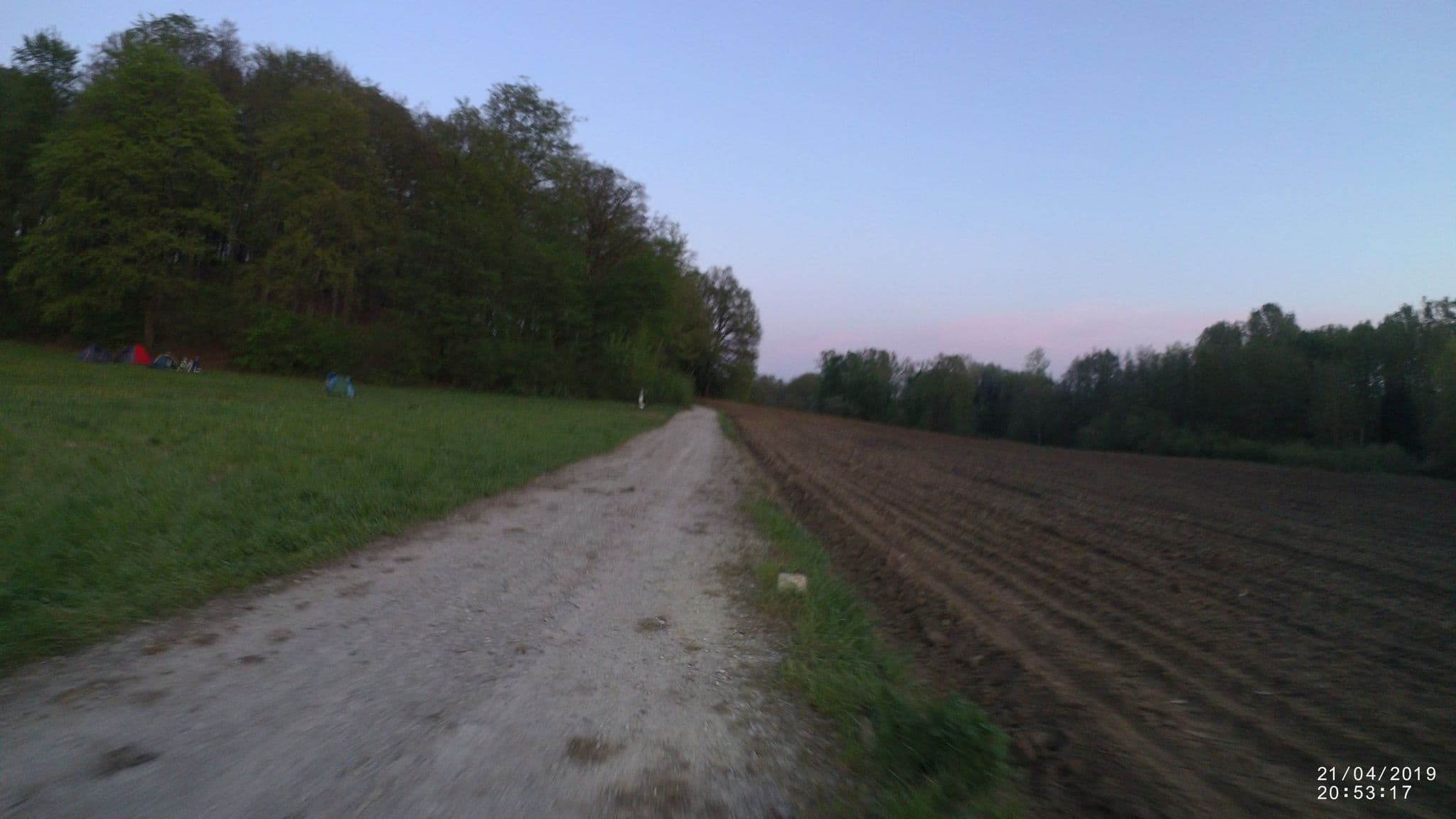 Street view near Bivakzone Troostembergbos (St-Joris-Winge), Houwaart — © polyglot (CC BY-SA · Mapillary)