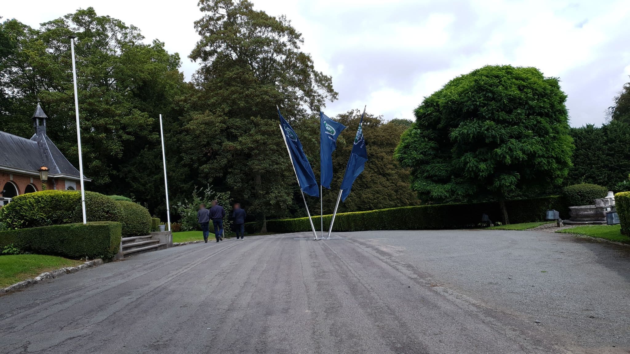 Street view near Château de Ramegnie-Chin, Froyennes — © filipc (CC BY-SA · Mapillary)