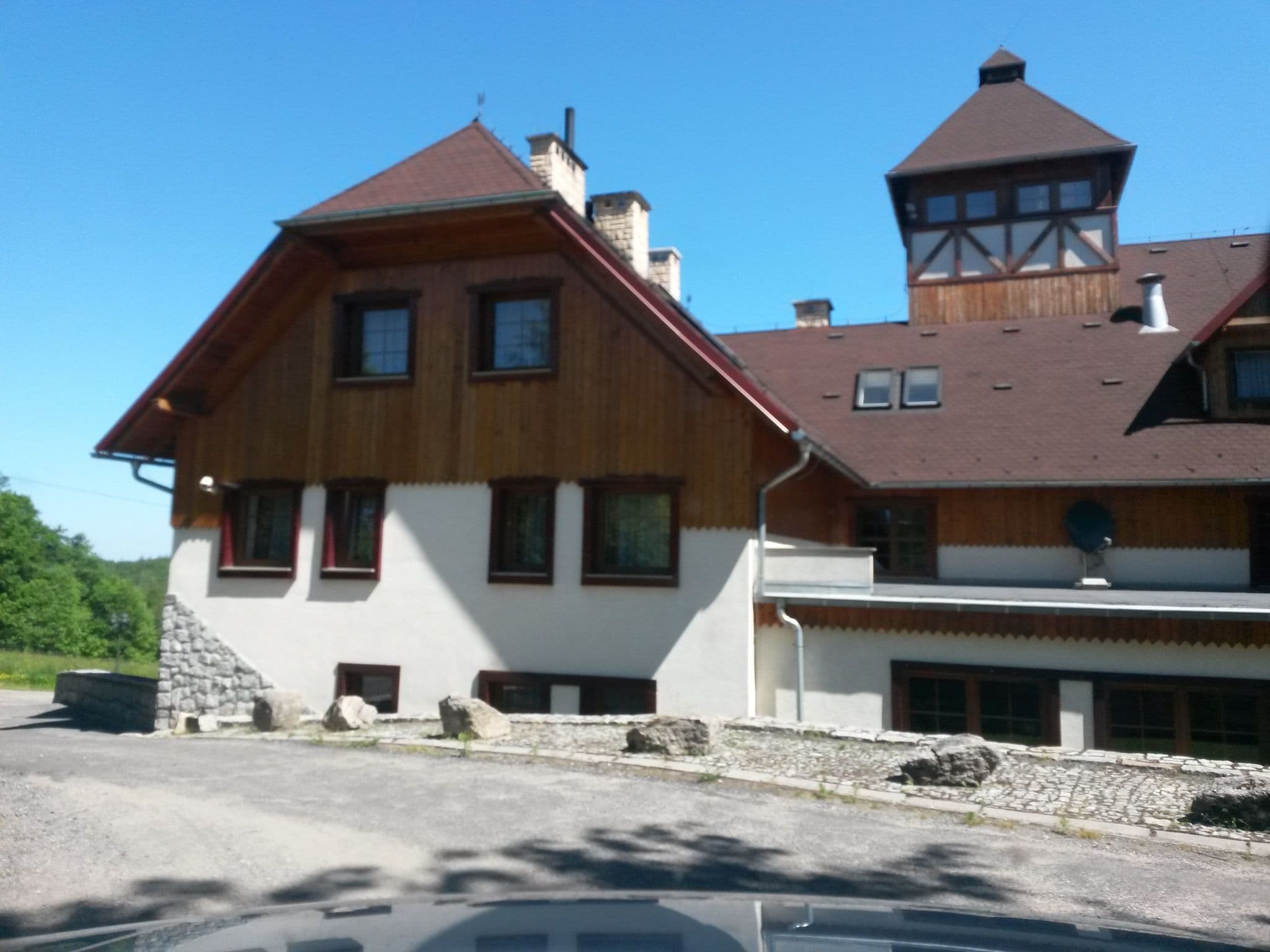 Street view near Hotel Concordia, Podgórzyn — © bacza (CC BY-SA · Mapillary)
