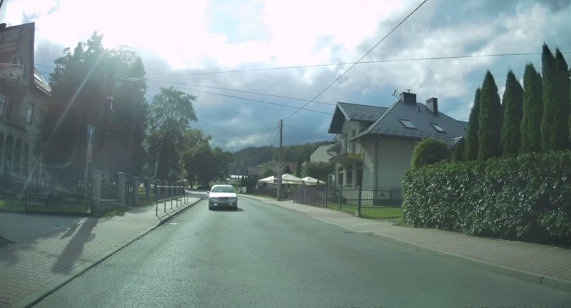 Street view near Dom Wczasów Dziecięcych w Rytrze, Rytro — © edc22 (CC BY-SA · Mapillary)