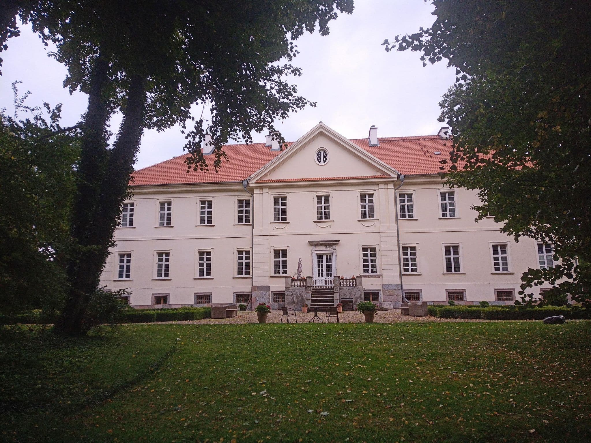 Street view near Pałac w Nakomiadach, Gierłoż — © enstprock (CC BY-SA · Mapillary)