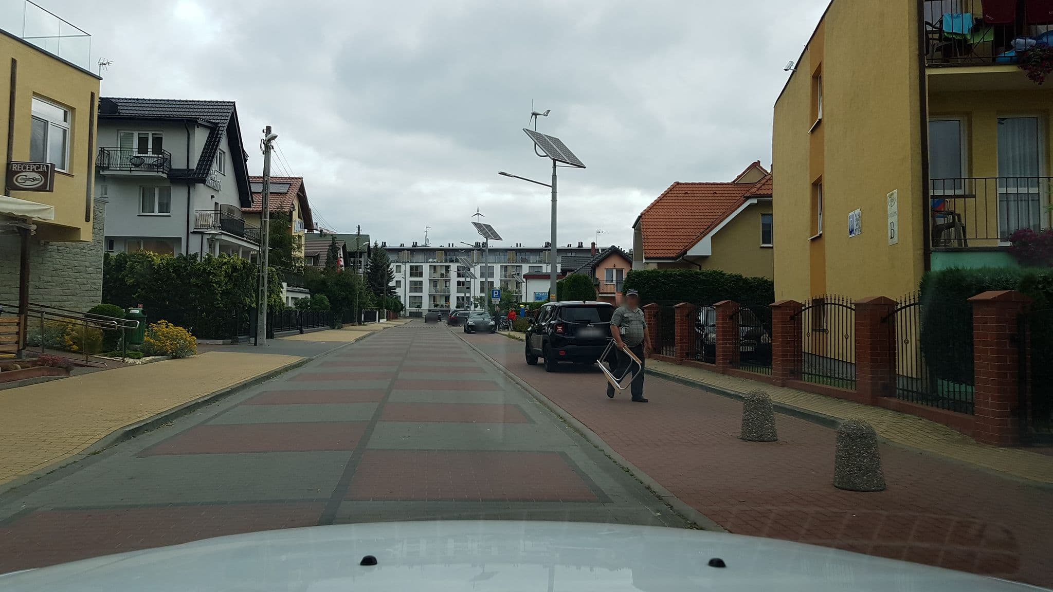 Street view near "Contessa" - budynek B, Dziwnów — © masterofnoroad (CC BY-SA · Mapillary)