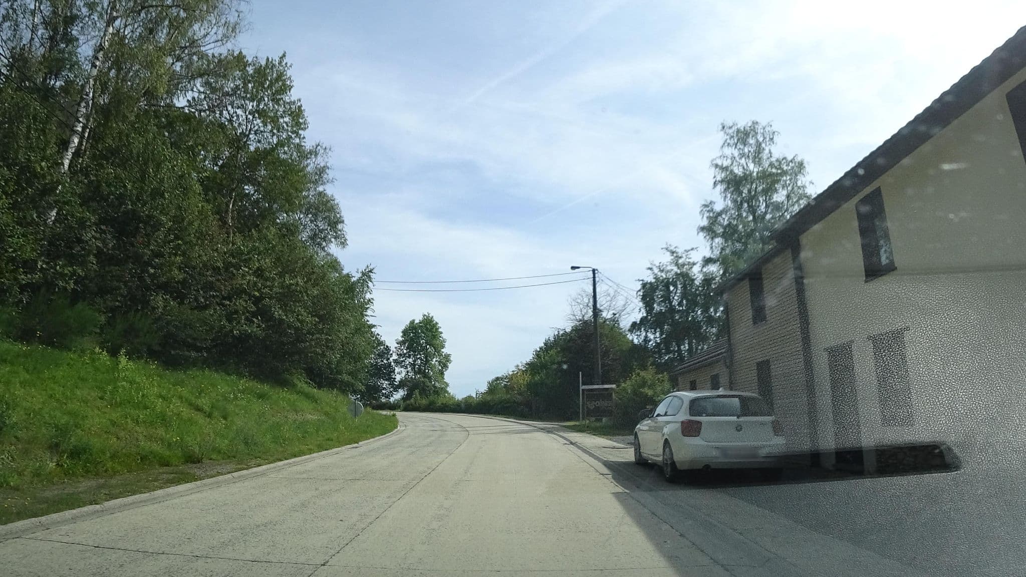 Street view near Cyclolodge, Herbeumont — © vbombaerts (CC BY-SA · Mapillary)