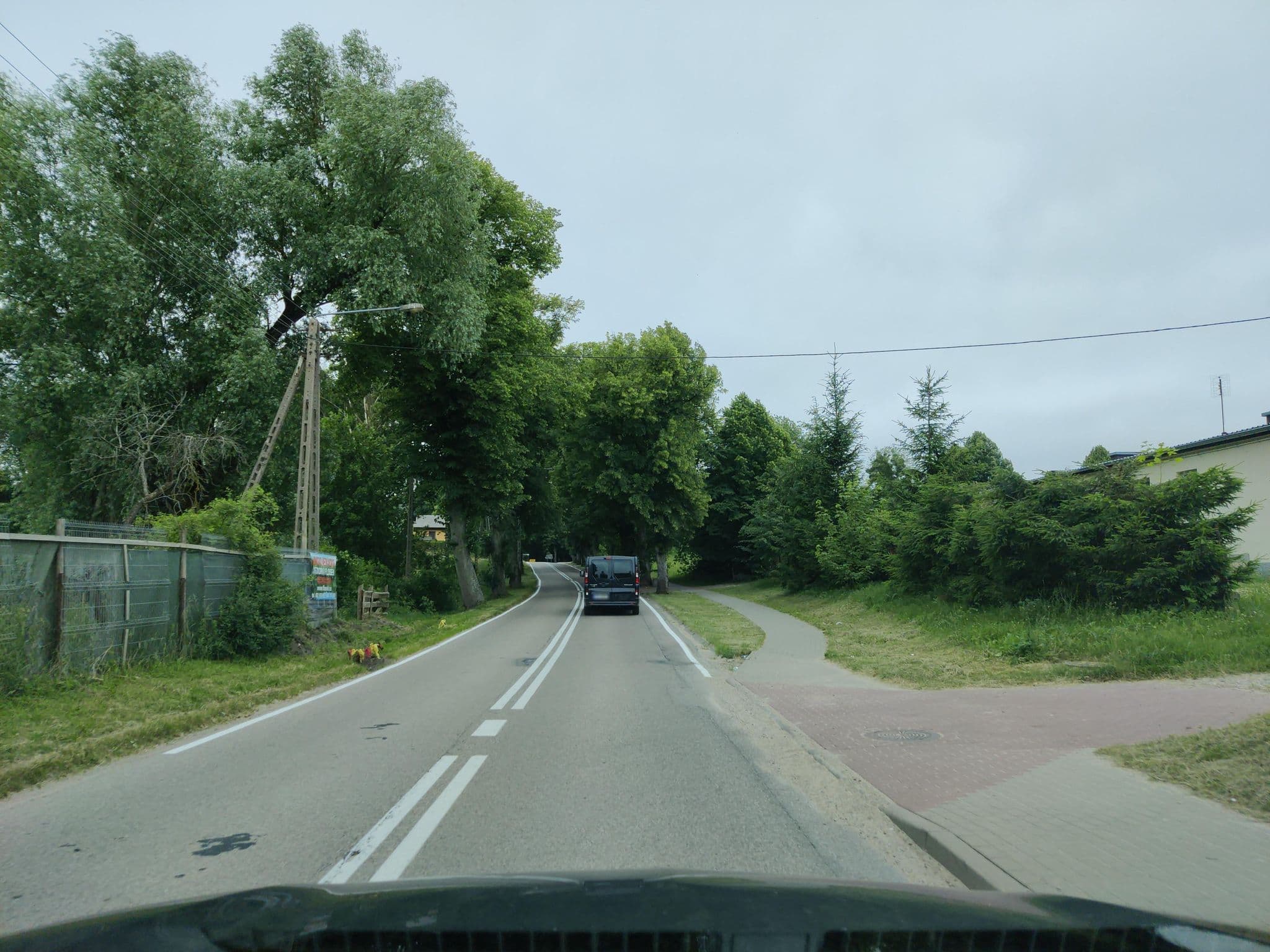Street view near Pokoje Gościnne Iwa, Mikołajki — © kietlak (CC BY-SA · Mapillary)