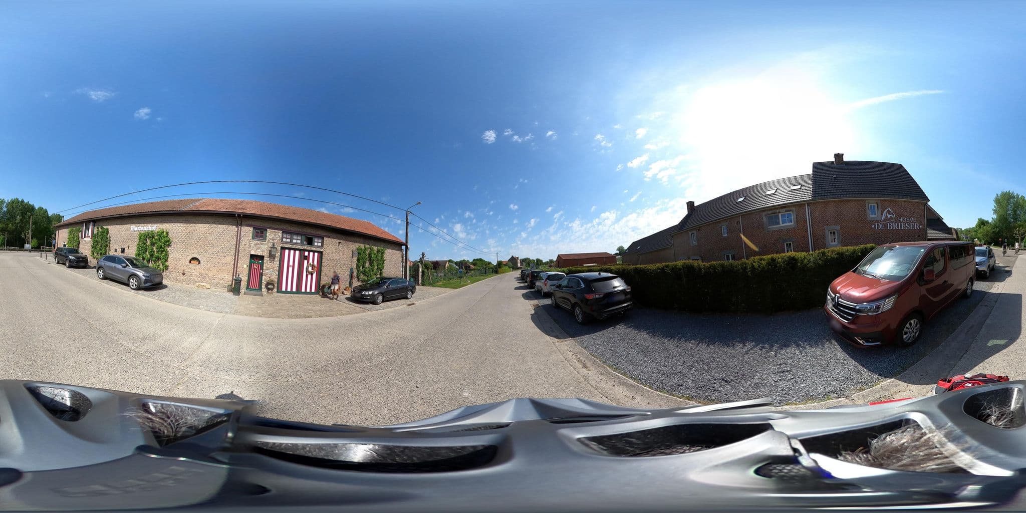 Street view near Hoeve De Brieser, Gelinden — © Eebie (CC BY-SA · Mapillary)