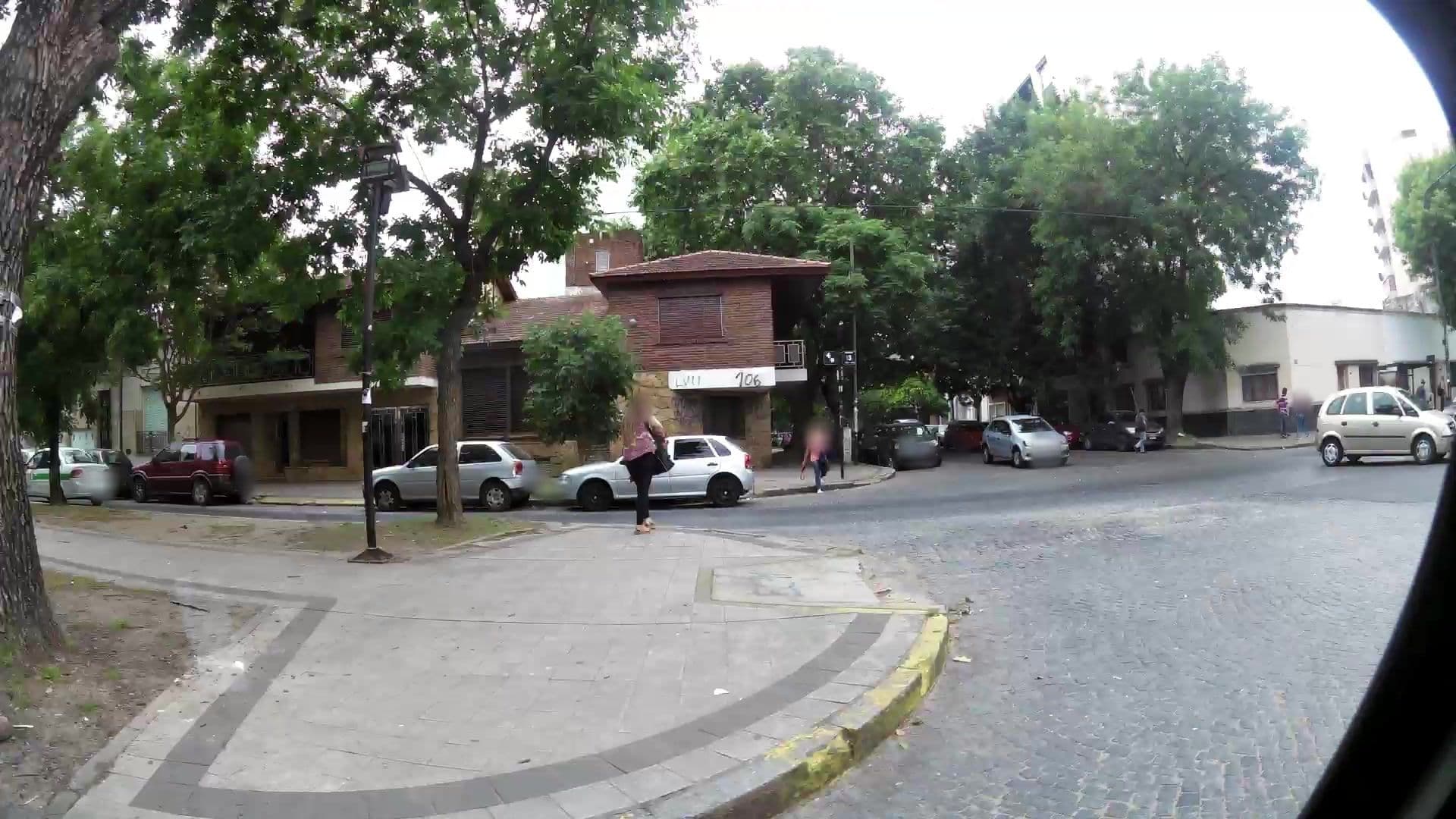 Street view near La Comarca Hostel, La Plata — © kaartcam (CC BY-SA · Mapillary)