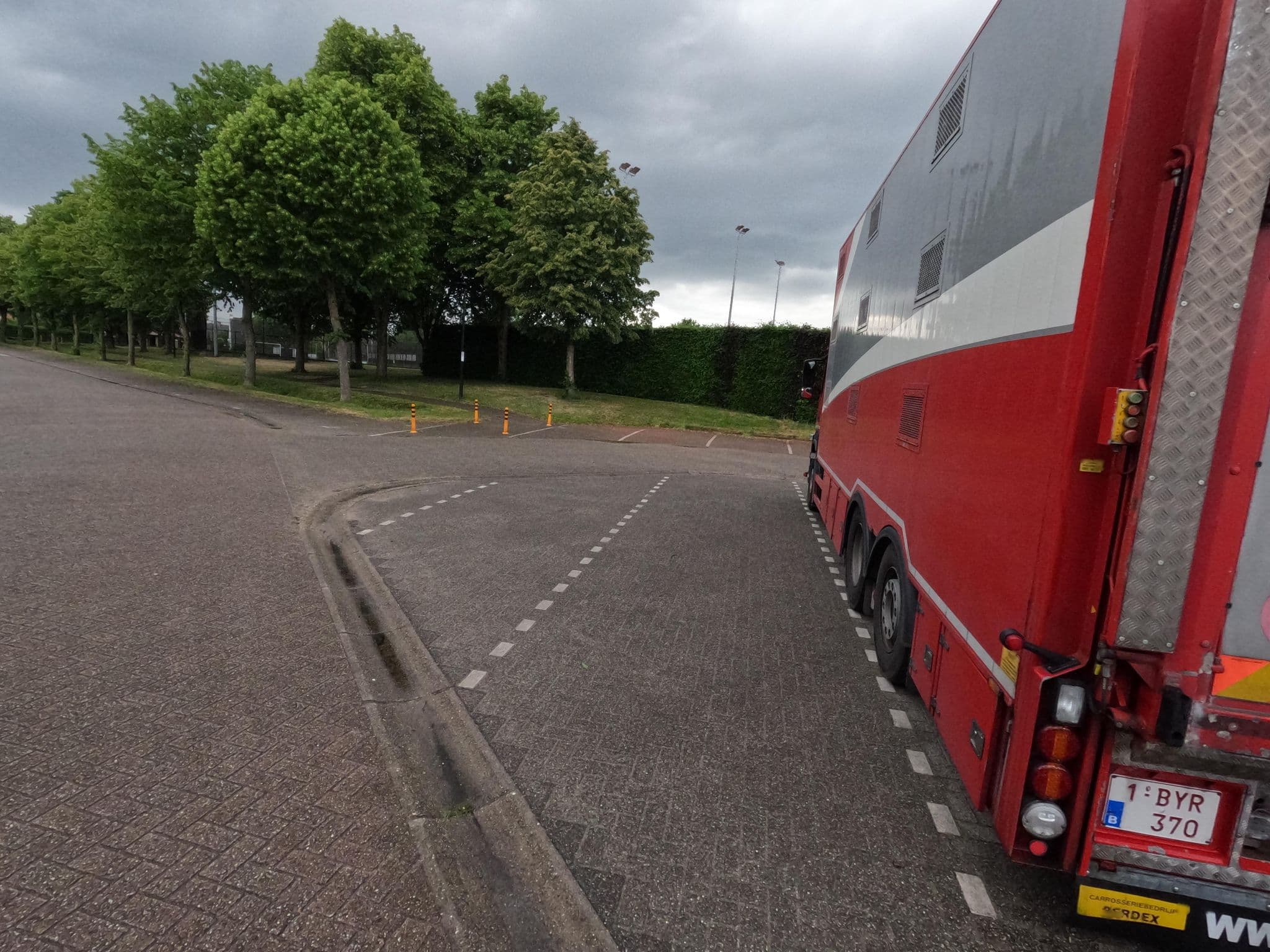 Street view near Parking aan Sportpark De Hoogt, Oud-Turnhout — © koninklijke (CC BY-SA · Mapillary)