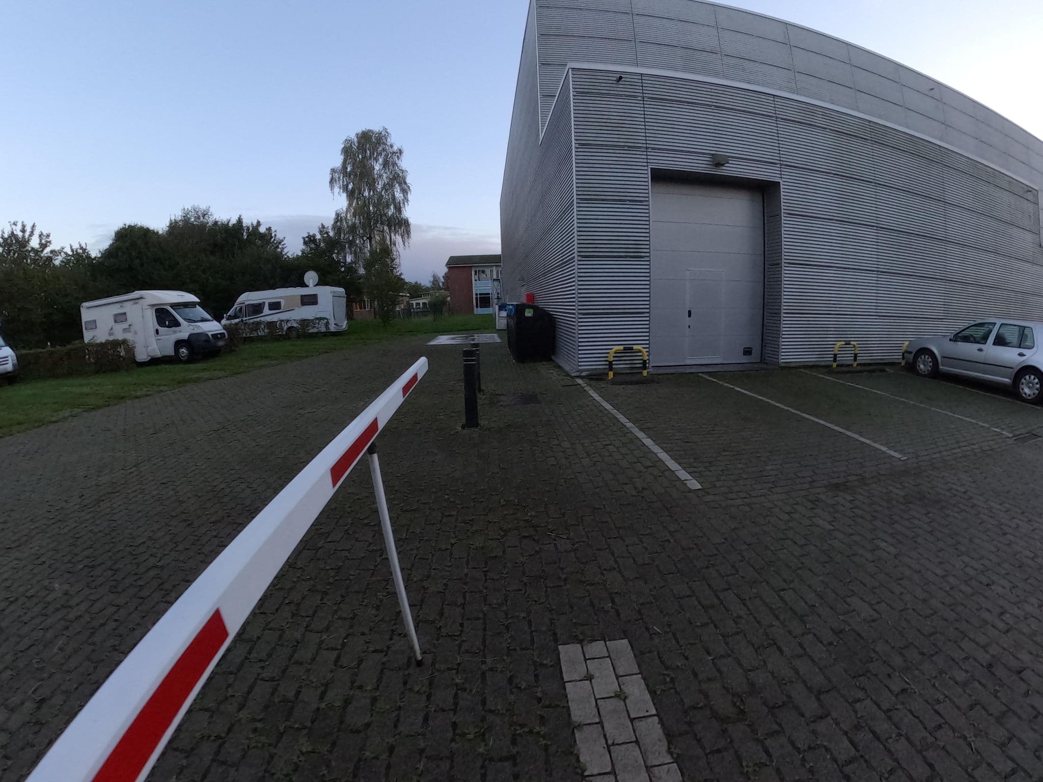 Street view near Kampeerautoterrein Sporthal Assenede, Assenede — © filipc (CC BY-SA · Mapillary)