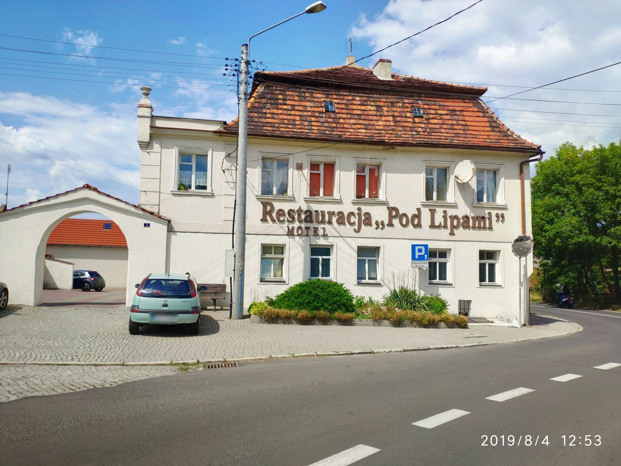 Street view near Restauracja "Pod Lipami" Motel, Kożuchów — © km2bp (CC BY-SA · Mapillary)