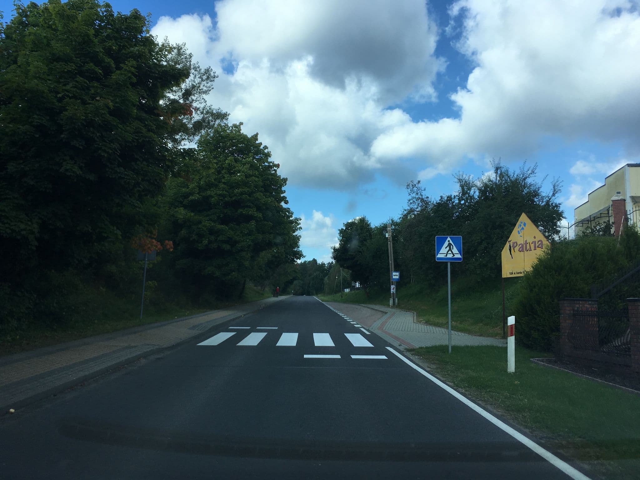 Street view near Biała Koszula, Osie — © fundacja_geolife (CC BY-SA · Mapillary)