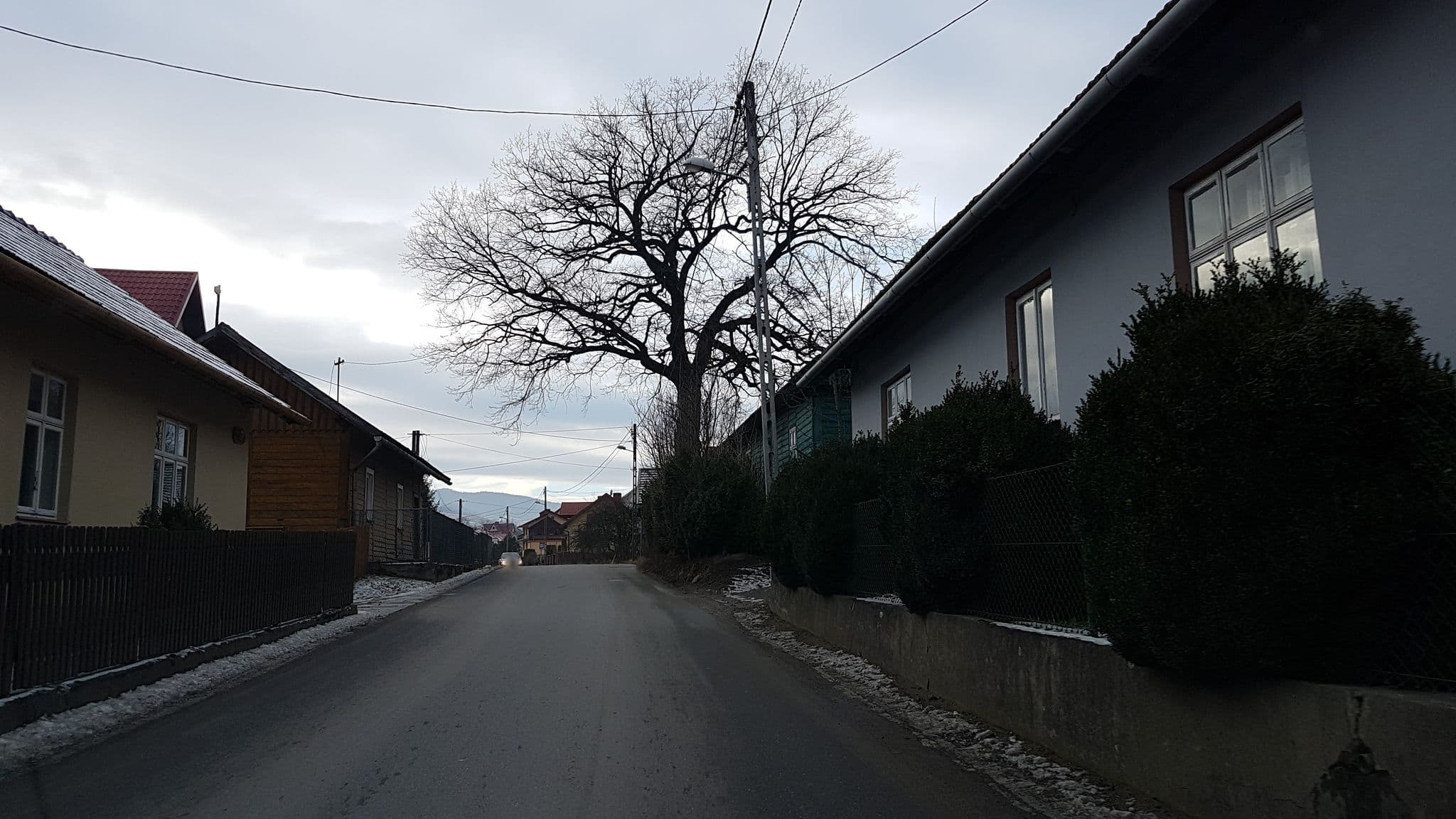 Street view near Czarni Górale, Rytro — © emtiwi (CC BY-SA · Mapillary)