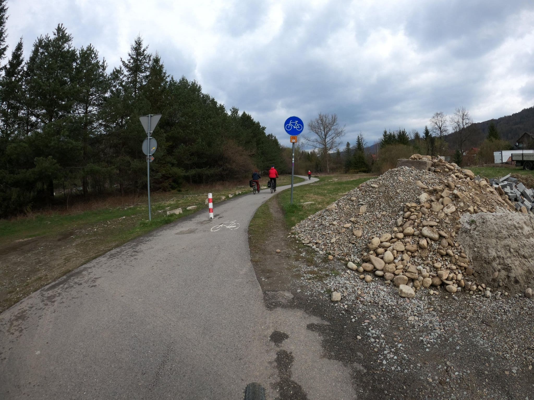 Street view near Pole Namiotowe Cypel, Krościenko nad Dunajcem — © masterofnoroad (CC BY-SA · Mapillary)
