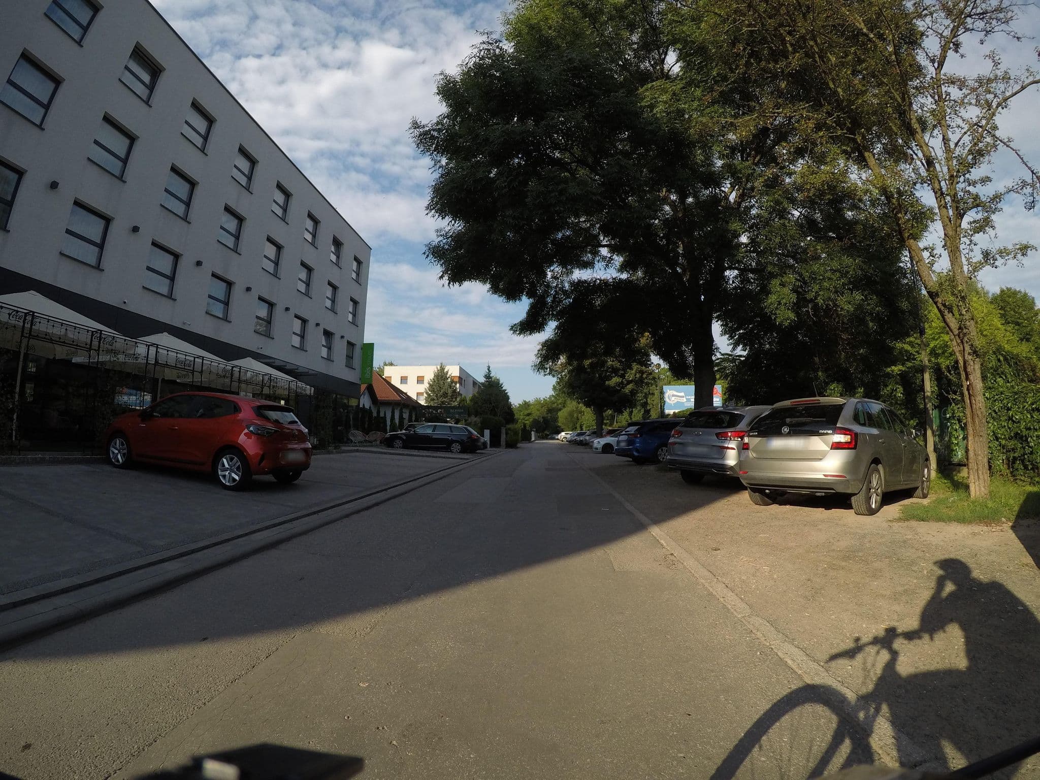Street view near Ibis, Bieńczyce — © st1 (CC BY-SA · Mapillary)