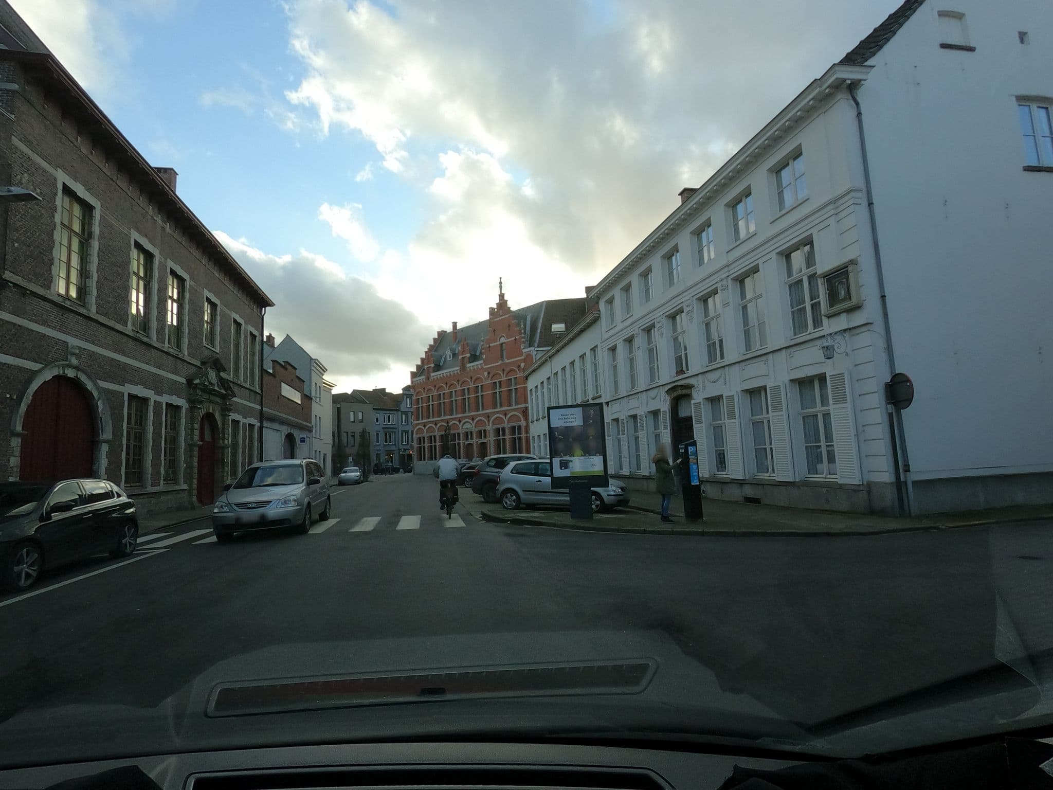 Street view near Bed and Breakfast Jezuiëtenplein 21, Oudenaarde — © filipc (CC BY-SA · Mapillary)